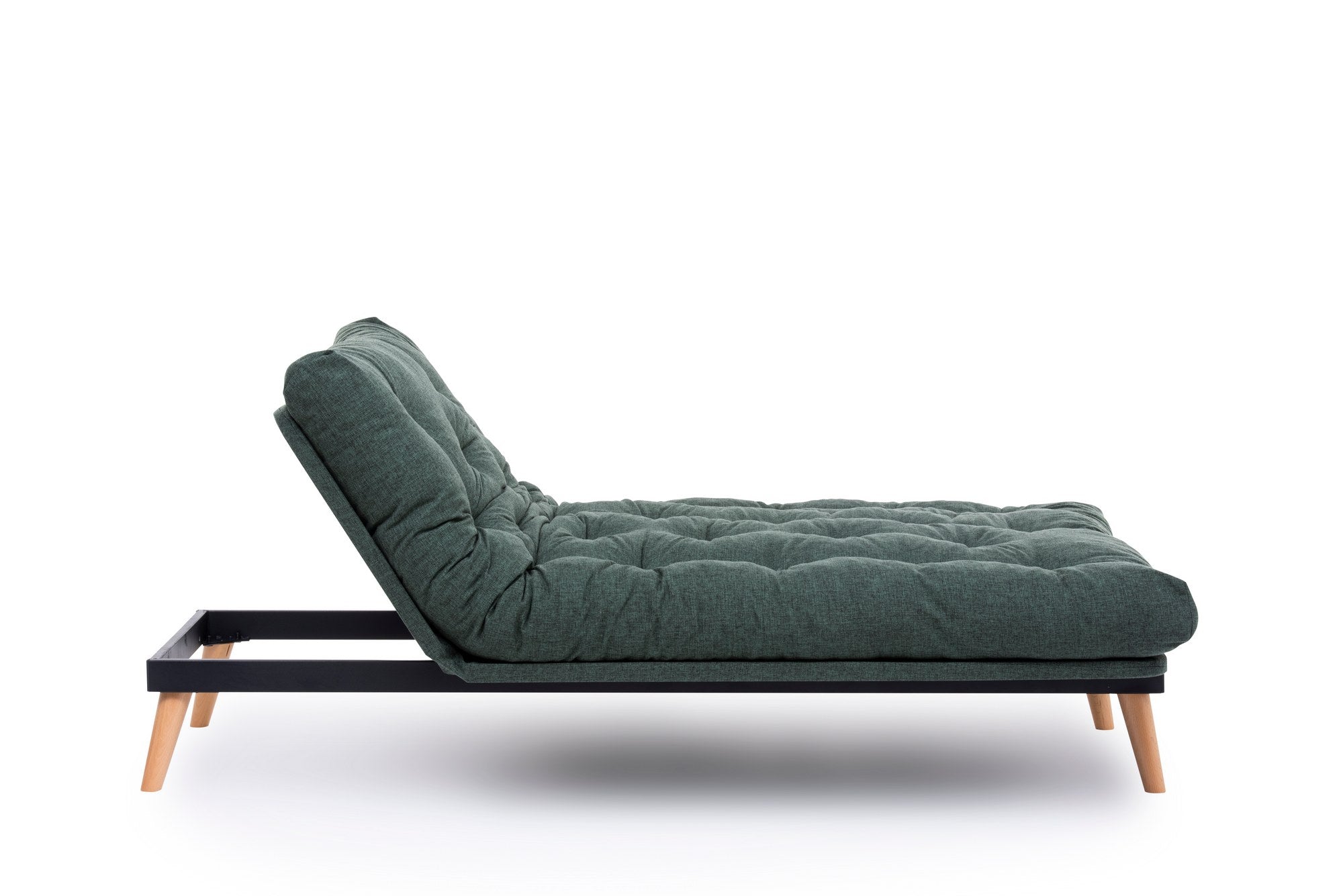 Entdecken Sie das Saki Bettsofa in stilvollem Grün – ein komfortables 3-Sitzer-Schlafsofa, das Eleganz und Funktionalität für Ihr Zuhause bietet!