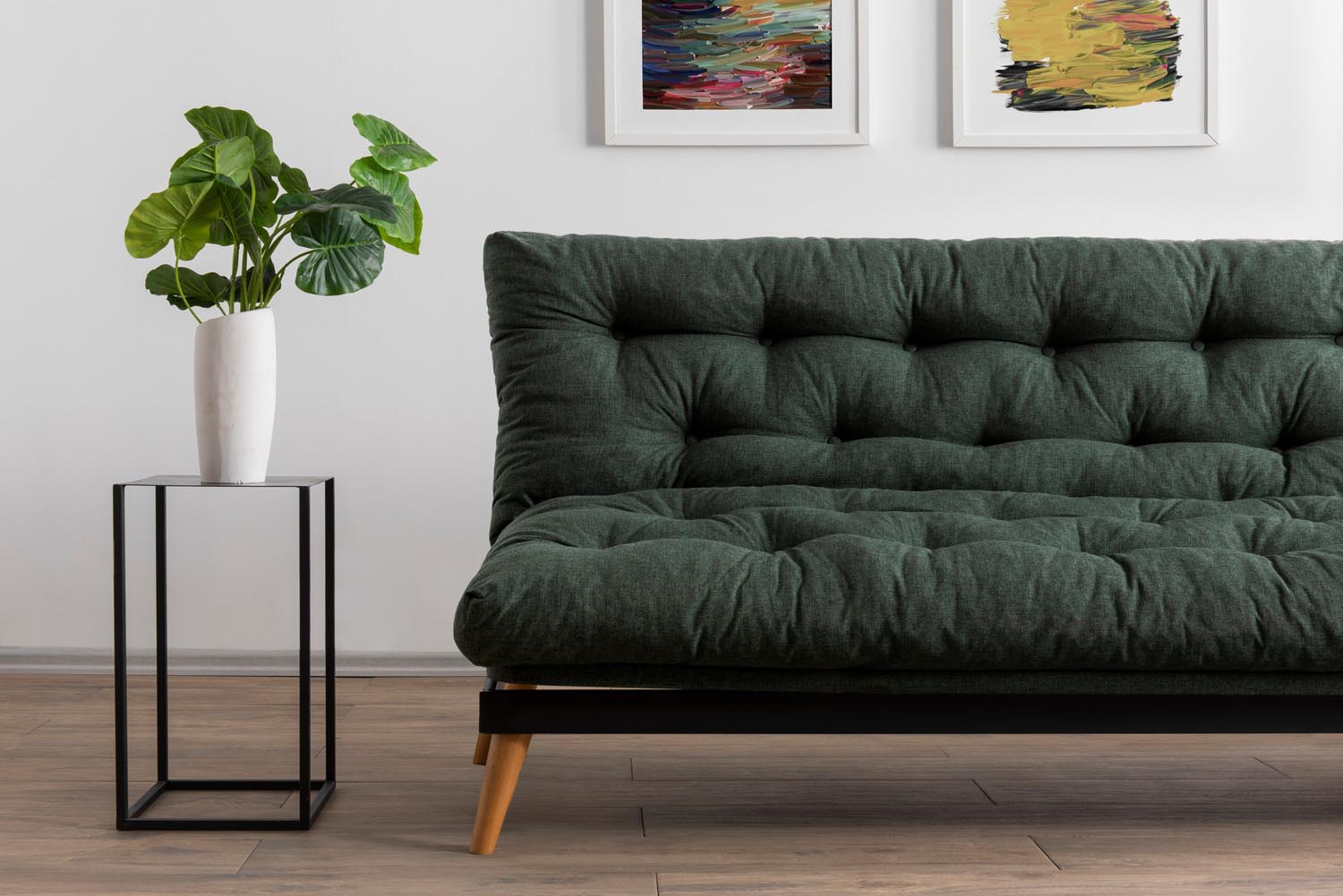 Erleben Sie das Saki Bettsofa in elegantem Grün von Atelier Del Sofa – ein stilvolles Möbelstück, das Komfort und Vielseitigkeit vereint!