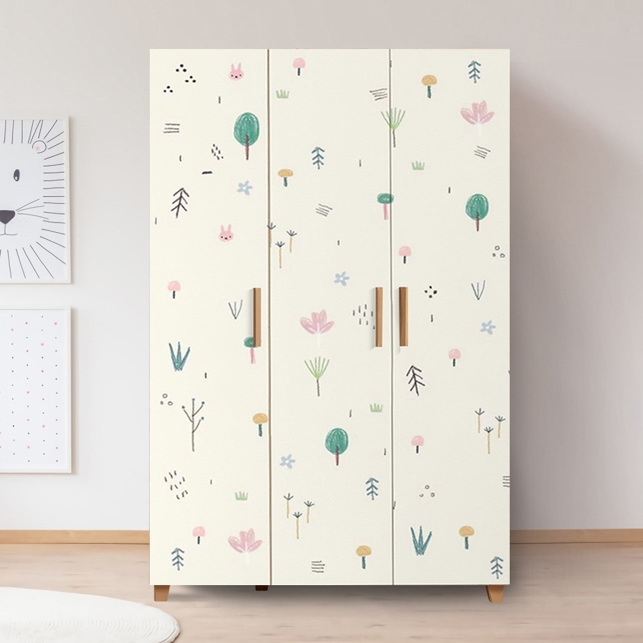 Entdecken Sie die Leva Hedera Jungle Garderobe in atlantischer Kiefer und Weiß von Hanah Home – stilvoll, funktional und perfekt für Ihr Zuhause!