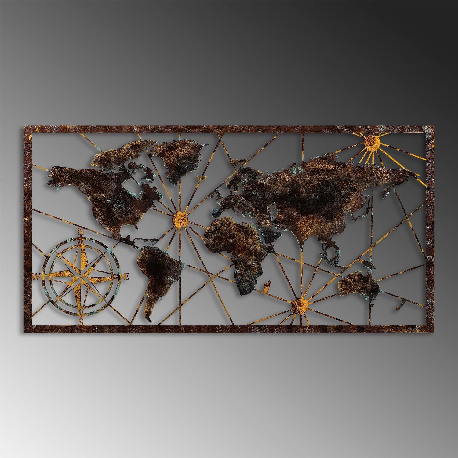 Entdecken Sie die World Map Large Wanddeko von Wallity – ein handgefertigtes Metallkunstwerk, das Ihrem Raum Farbe und Stil verleiht.