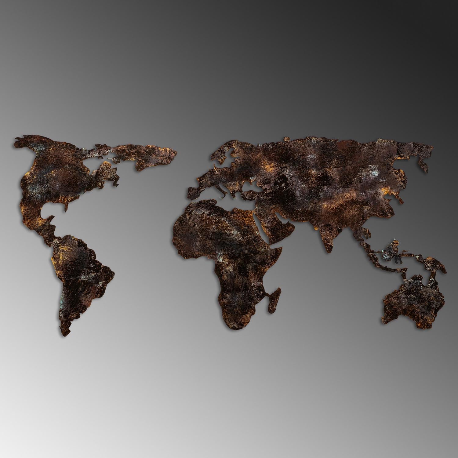 Verleihen Sie Ihrem Zuhause mit der World Map 25 von Wallity einen Hauch von Eleganz. Handbemalt und aus robustem Metall, ist dieses Wandaccessoire ein zeitloses Kunstwerk.