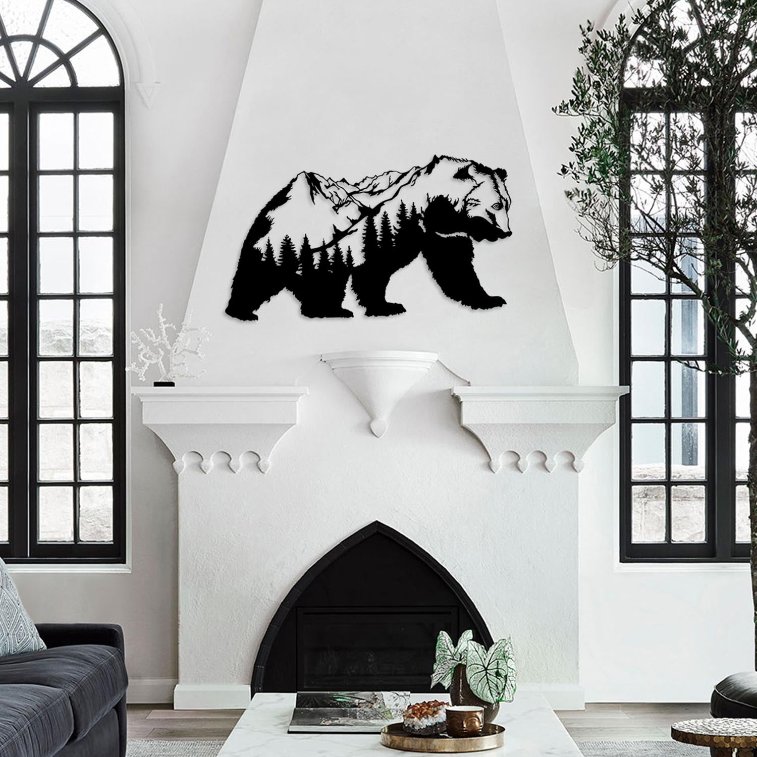 Verleihen Sie Ihrem Zuhause mit der Orso Wanddeko von Wallity in edlem Schwarz einen modernen Akzent. Dieses robuste Metallkunstwerk ist ein echter Blickfang!