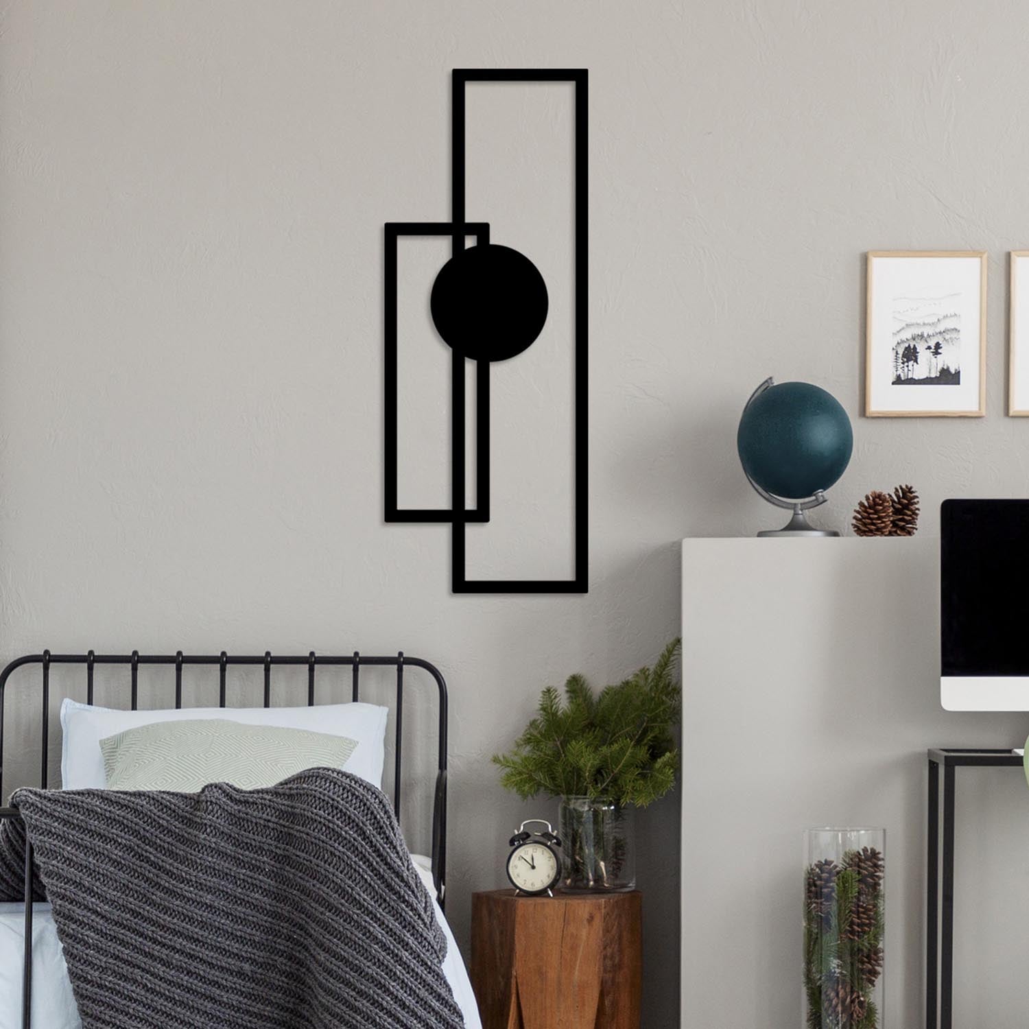 Verleihen Sie Ihrem Zuhause mit der eleganten Astratto Wanddeko in Schwarz von Wallity einen Hauch von Raffinesse und Stil.