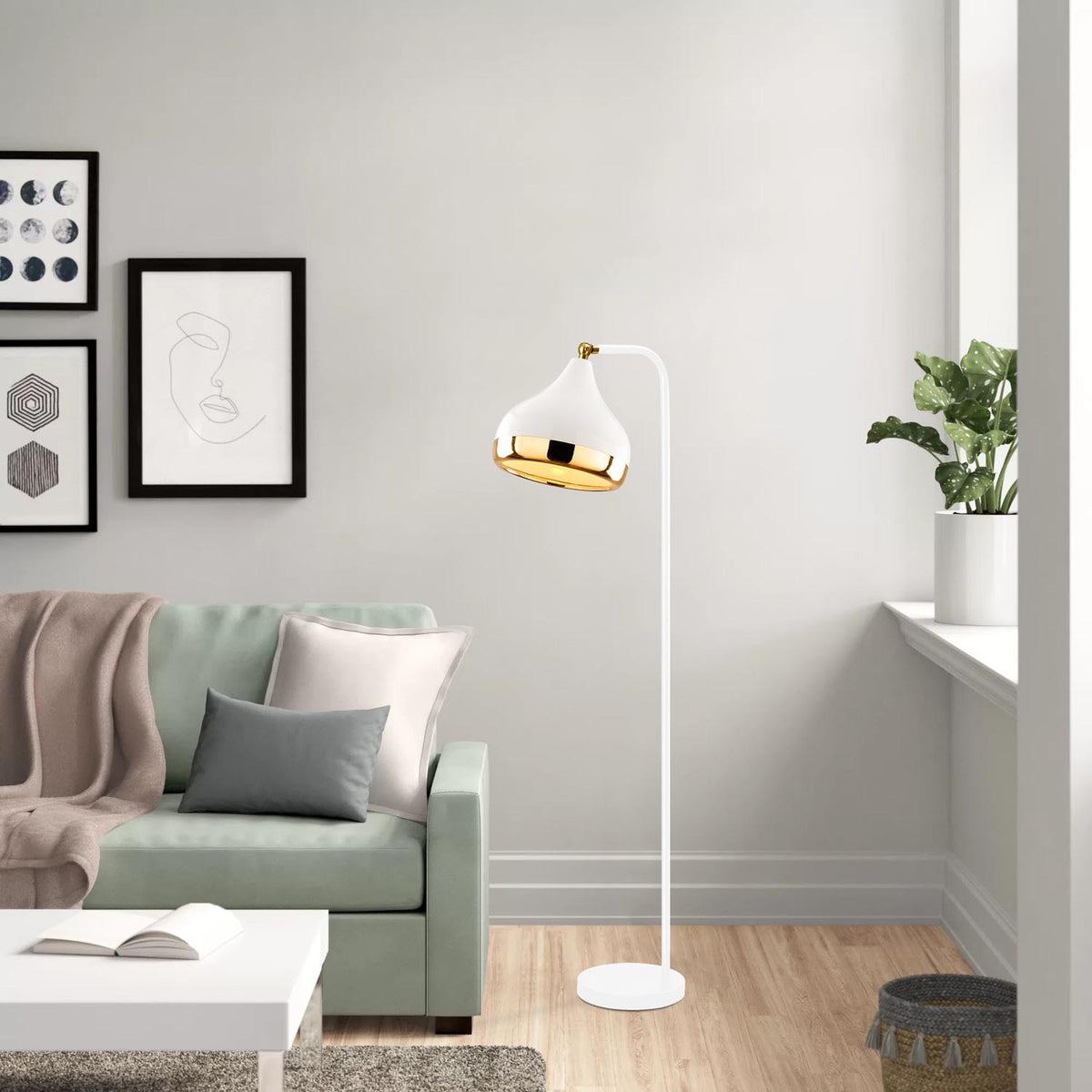 Yıldo Stehleuchte - Weisses Gold in Weisses Gold präsentiert im Onlineshop von KAQTU Design AG. Stehleuchte ist von Opviq