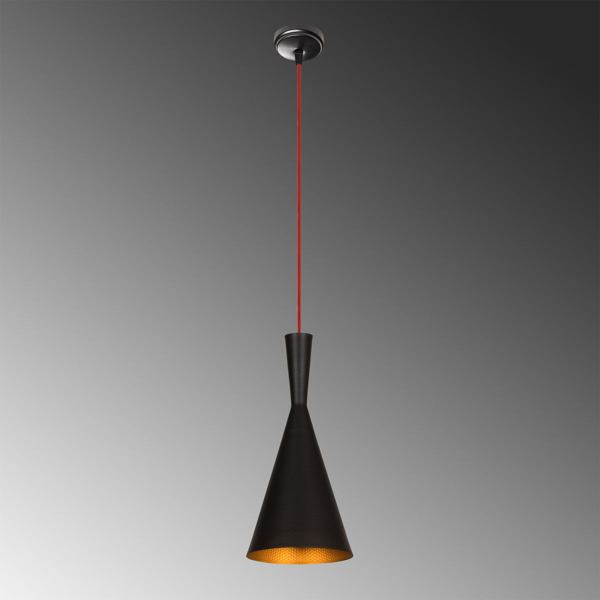 Elmas Pendellampe - Schwarz Rot in Schwarz Rot präsentiert im Onlineshop von KAQTU Design AG. Pendelleuchte ist von Opviq