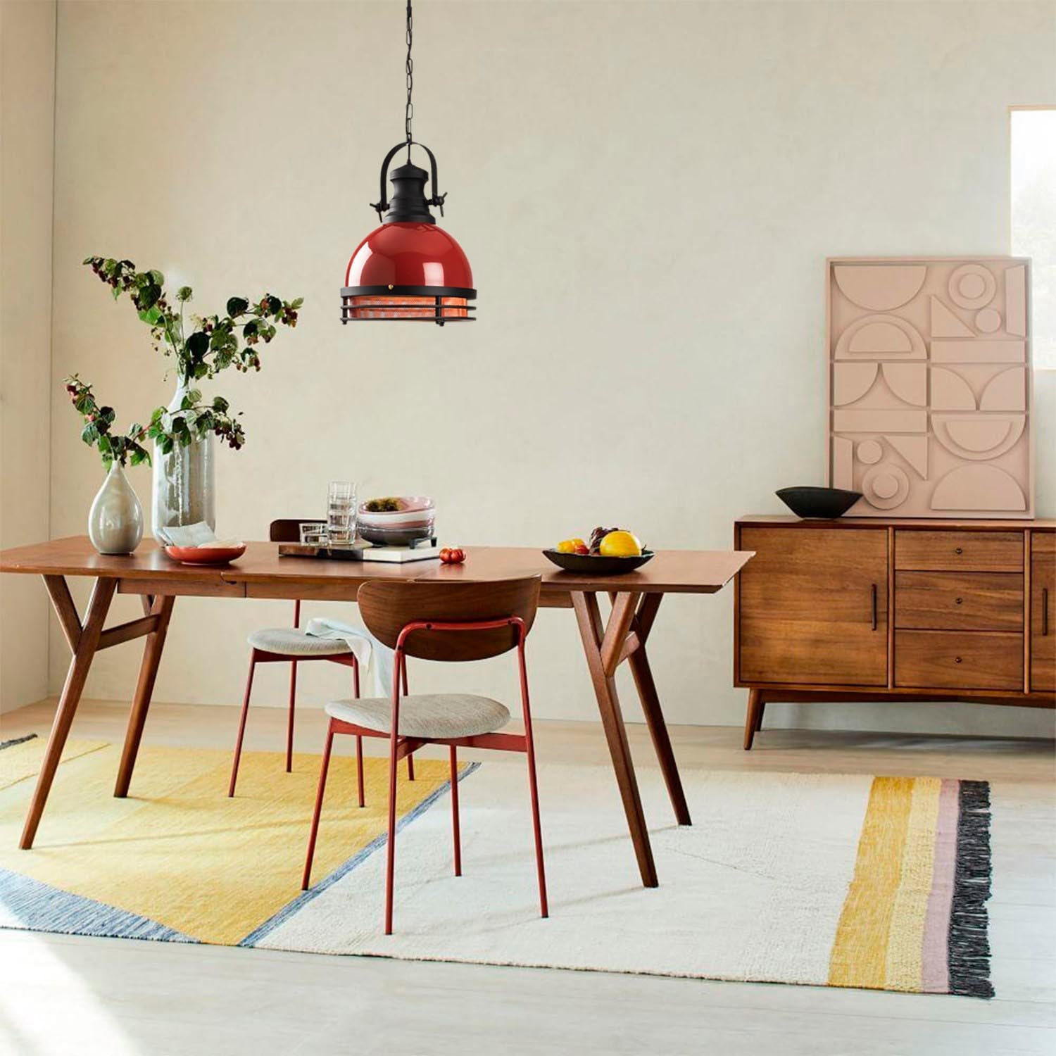 Entdecken Sie die Sağlam Pendelleuchte in Rot Schwarz von Opviq – ein modernes Design-Highlight für Ihr Zuhause, das Eleganz und Stil vereint.