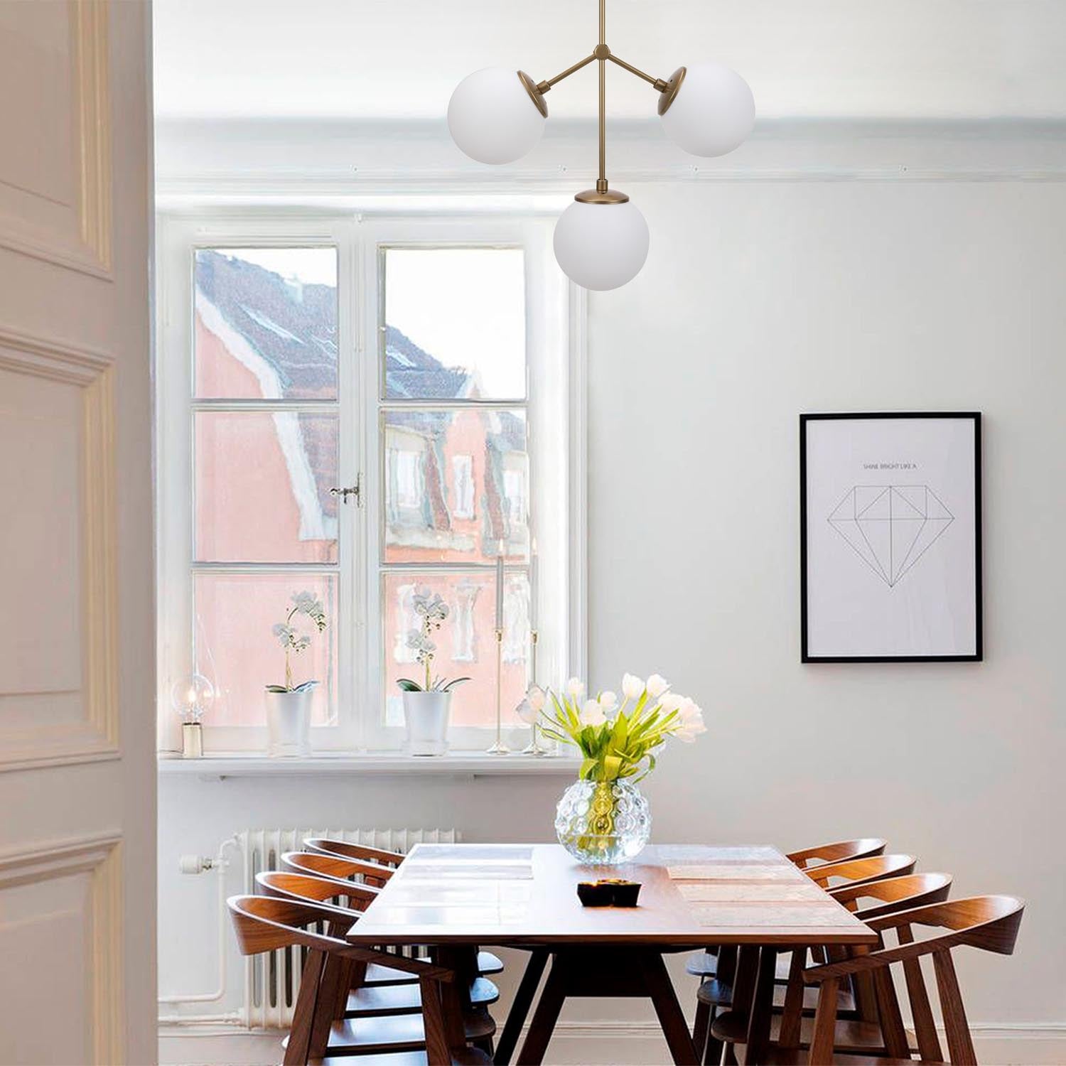 Elegante Damar Pendelleuchte in Gelb-Weiß von Opviq. Ideal für stilvolle Akzente in jedem Raum. Hochwertige Materialien und skandinavisches Design.