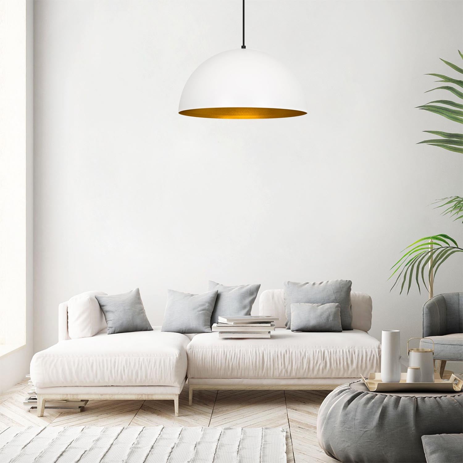 Entdecken Sie die elegante Sivani Pendelleuchte in Weiß und Gold von Opviq. Ein modernes Design, das jeden Raum stilvoll erhellt und für eine luxuriöse Atmosphäre sorgt.