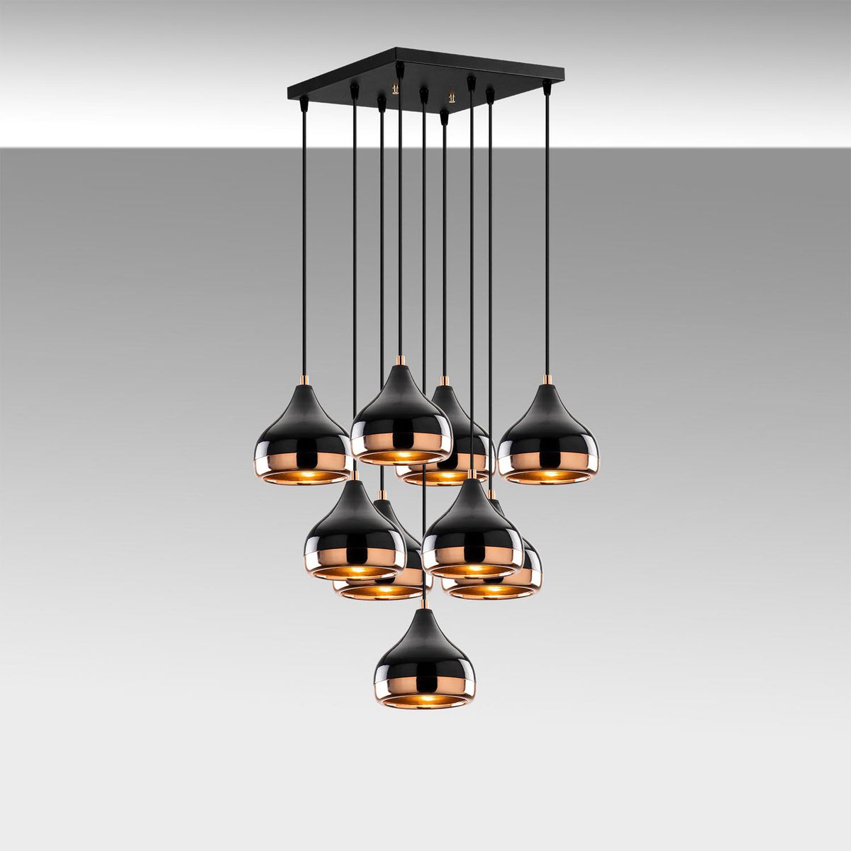 Yıldo Pendellampe - Schwarz in Schwarz präsentiert im Onlineshop von KAQTU Design AG. Pendelleuchte ist von Opviq