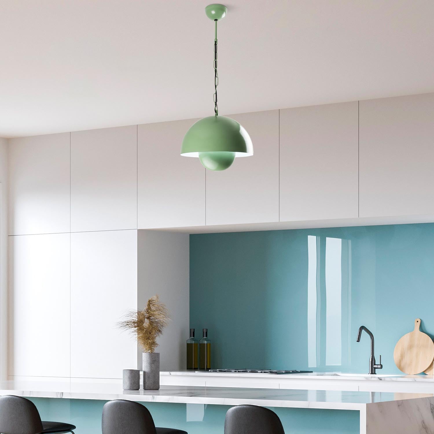 Entdecken Sie die Kure 2676 Pendelleuchte in Mint von Opviq – ein elegantes Design-Highlight für Ihr Zuhause, das Stil und Atmosphäre vereint.