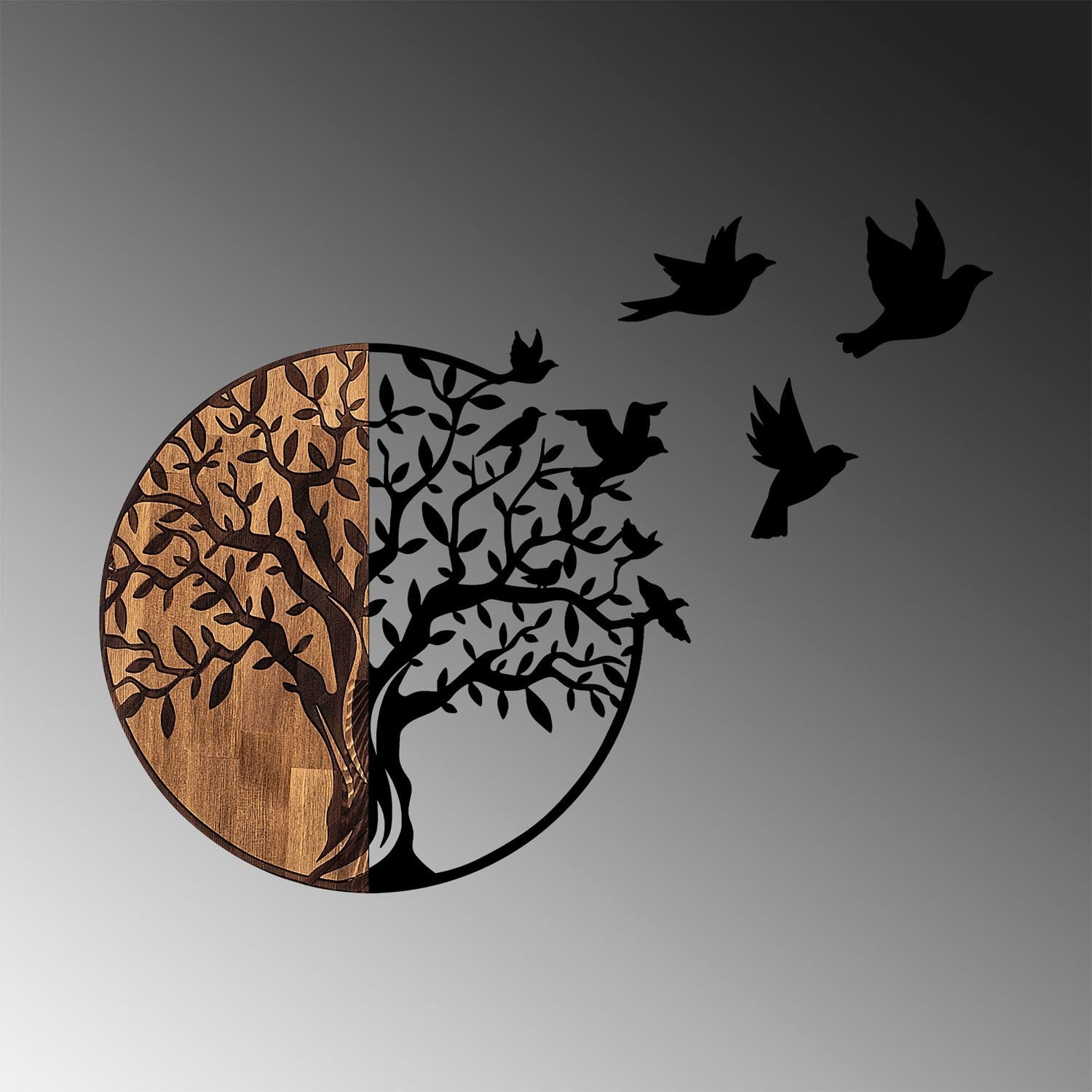 Verleihen Sie Ihrem Zuhause mit der Tree And Birds Wanddeko in Schwarznuss von Wallity einen eleganten Akzent. Handgefertigt aus Holz und Metall, ist dieses Kunstwerk ein echter Blickfang.