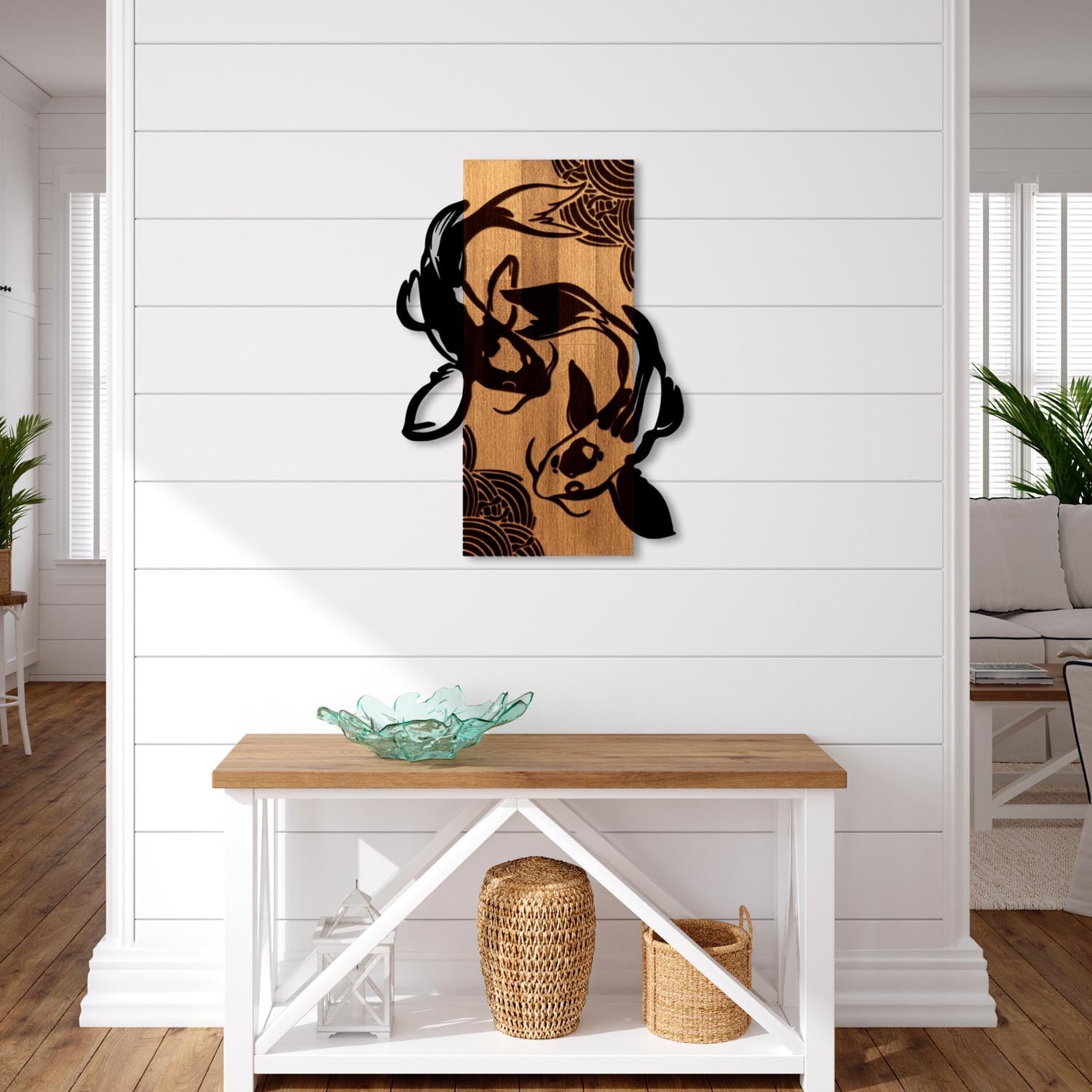 Entdecken Sie die Fish Yang Wanddeko in Walnuss Schwarz von Wallity – ein einzigartiges Holz-Metall-Design, das jedem Raum Stil und Charakter verleiht.