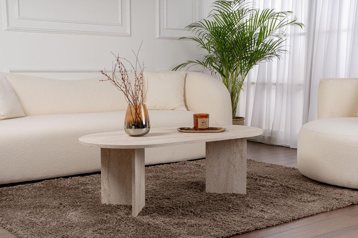Sable Sofatisch - Travertin in Travertin präsentiert im Onlineshop von KAQTU Design AG. Couchtisch ist von Nordure