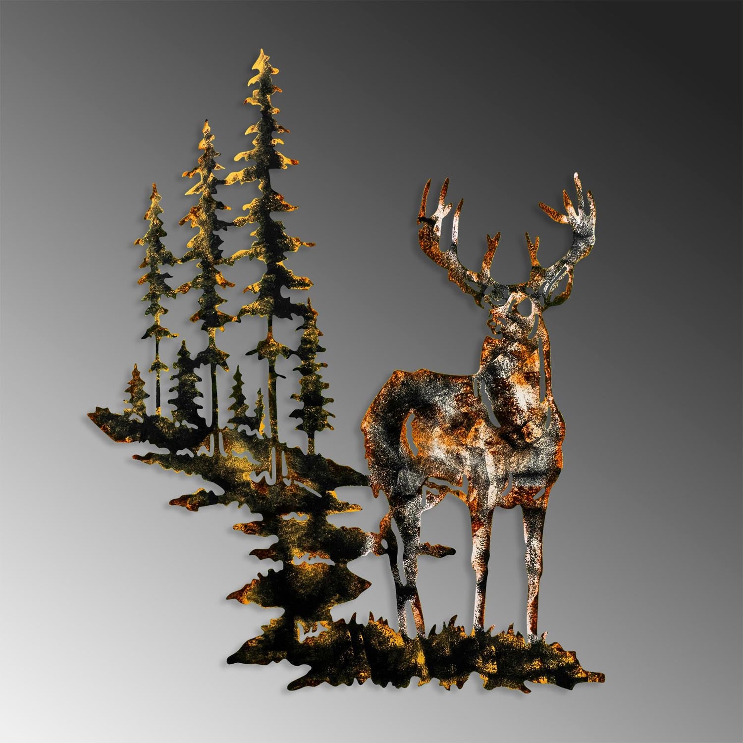 Entdecken Sie die Deer 3 Wanddeko von Wallity – ein handgefertigtes Metallkunstwerk, das Ihrem Raum mit seiner Farbenpracht und Eleganz Leben einhaucht.