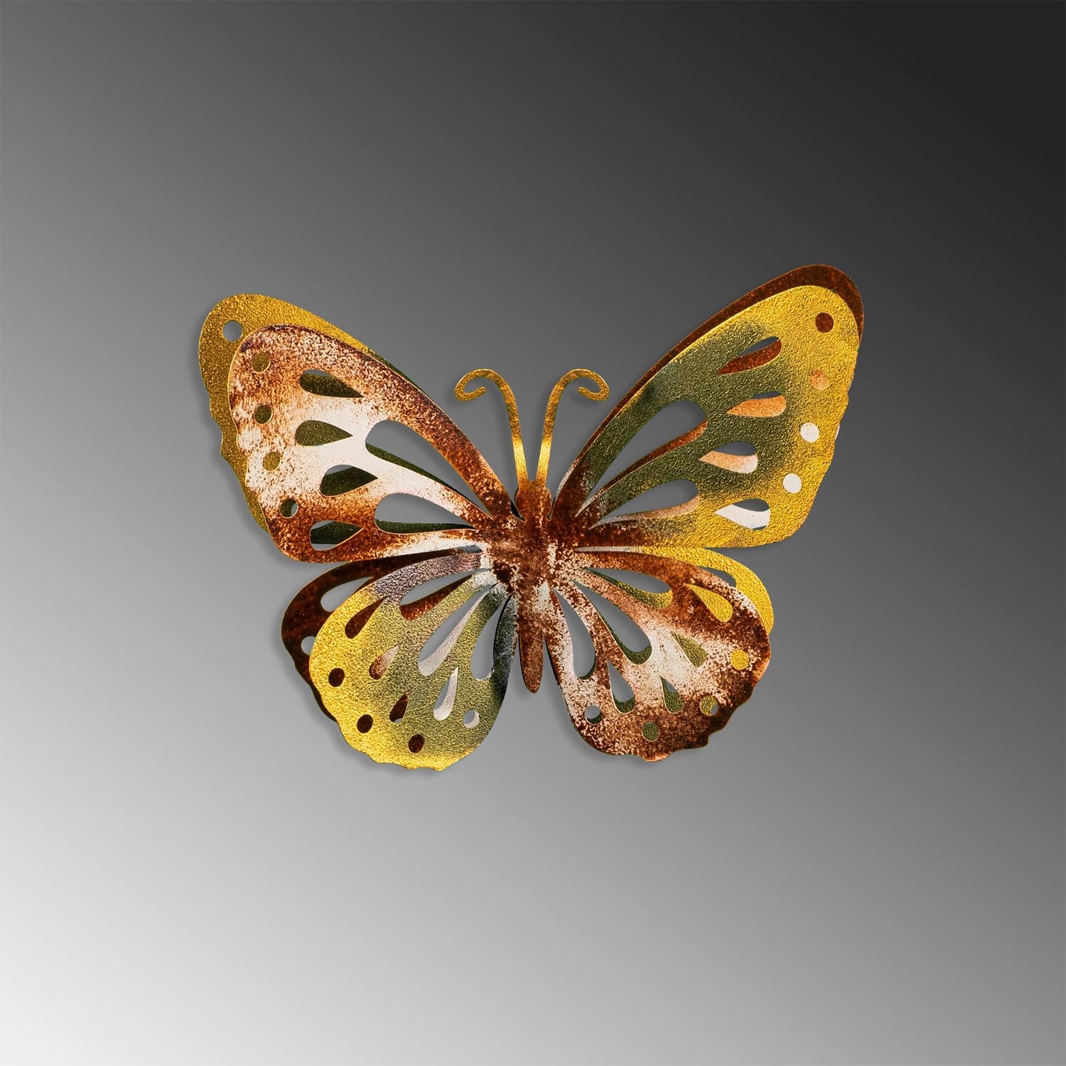 Entdecken Sie die Farfalla 3 Wanddeko von Wallity – ein handgefertigtes Metallkunstwerk, das Ihrem Raum Farbe und Eleganz verleiht.