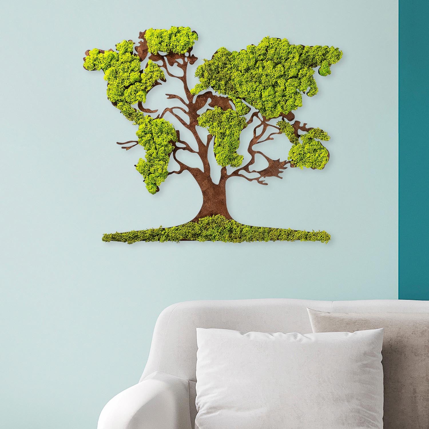 Entdecken Sie die handgefertigte Wanddeko Tree 2 von Wallity in Grün und Braun. Ein elegantes Kunstwerk für Ihr Zuhause!