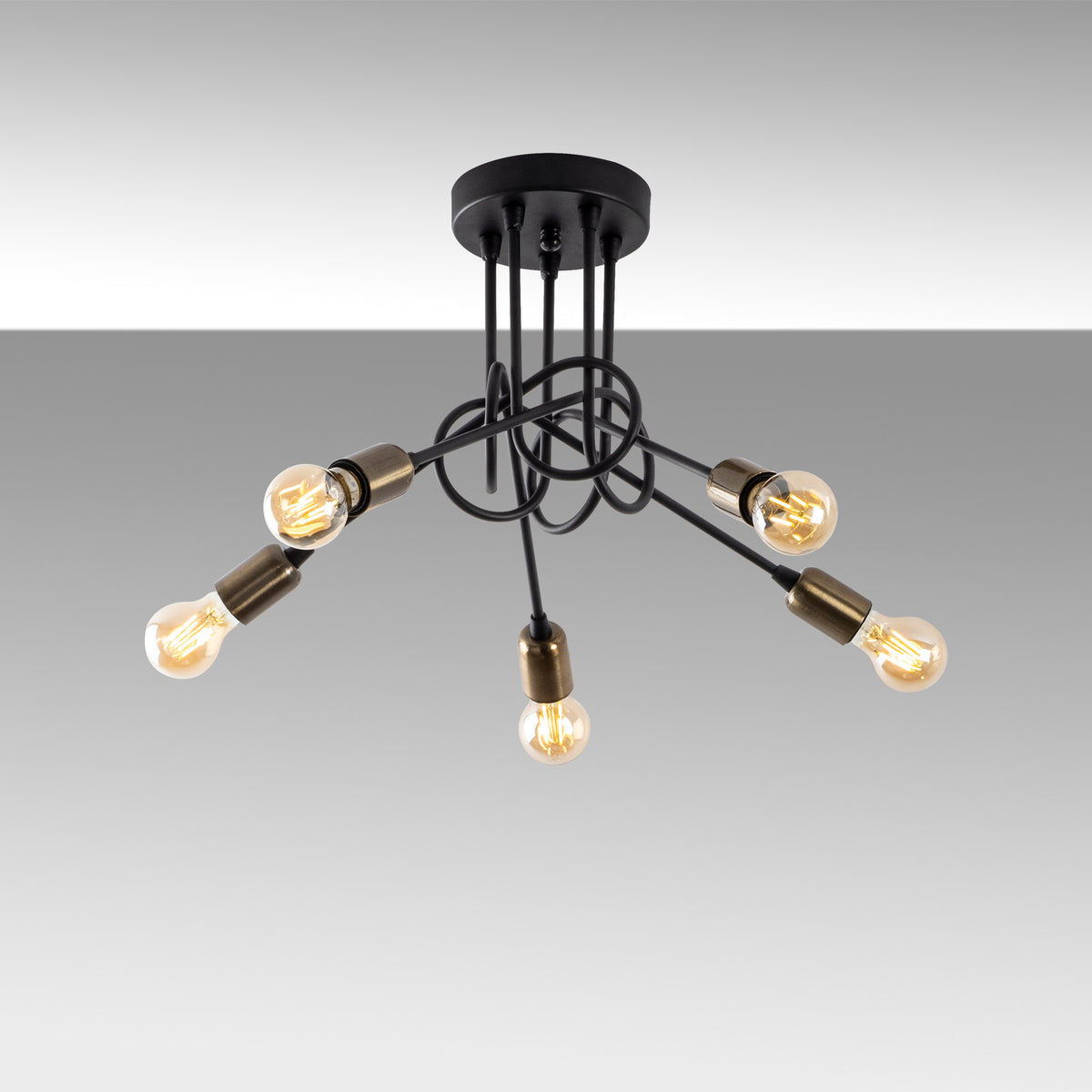 Viraj Deckenleuchte - Schwarz Antiquität in Schwarz Antiquität präsentiert im Onlineshop von KAQTU Design AG. Deckenleuchte ist von Opviq