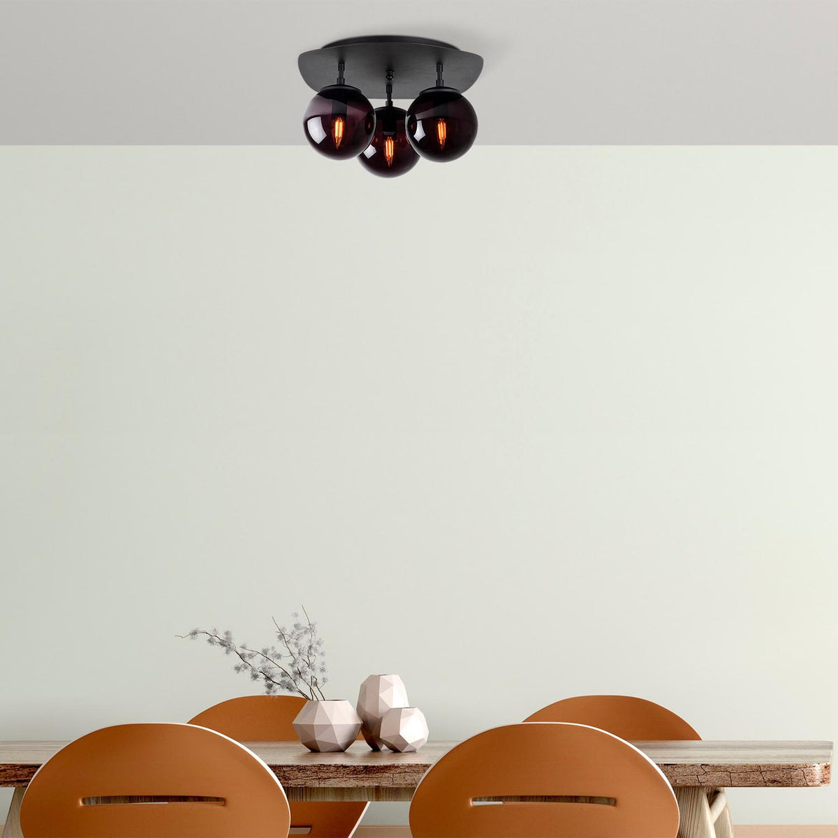 Well Deckenlampe - Schwarz in Schwarz präsentiert im Onlineshop von KAQTU Design AG. Deckenleuchte ist von Opviq