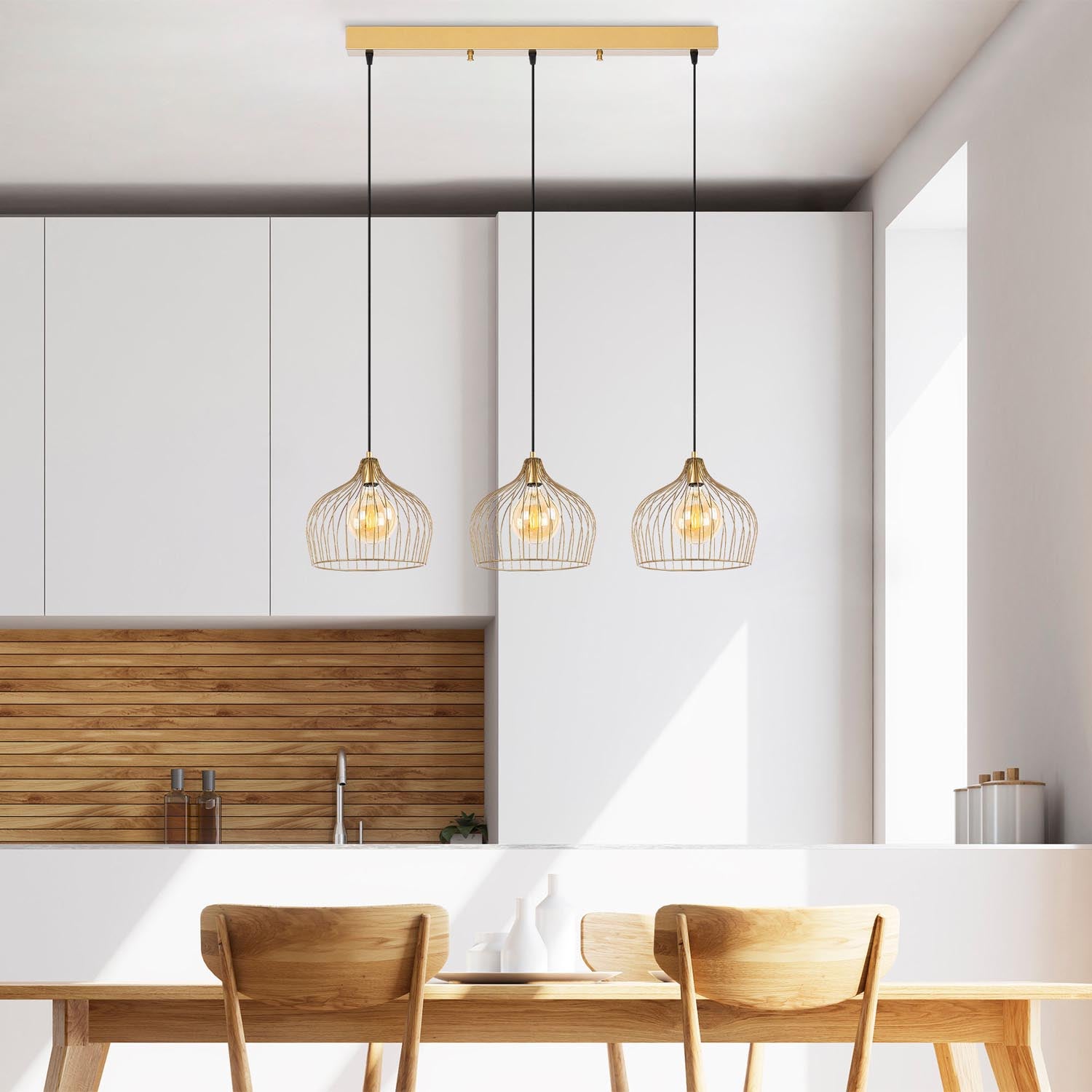 Entdecken Sie die elegante Bek Pendelleuchte in glänzendem Gold von Opviq. Perfekt für stilvolle Akzente in jedem Raum.