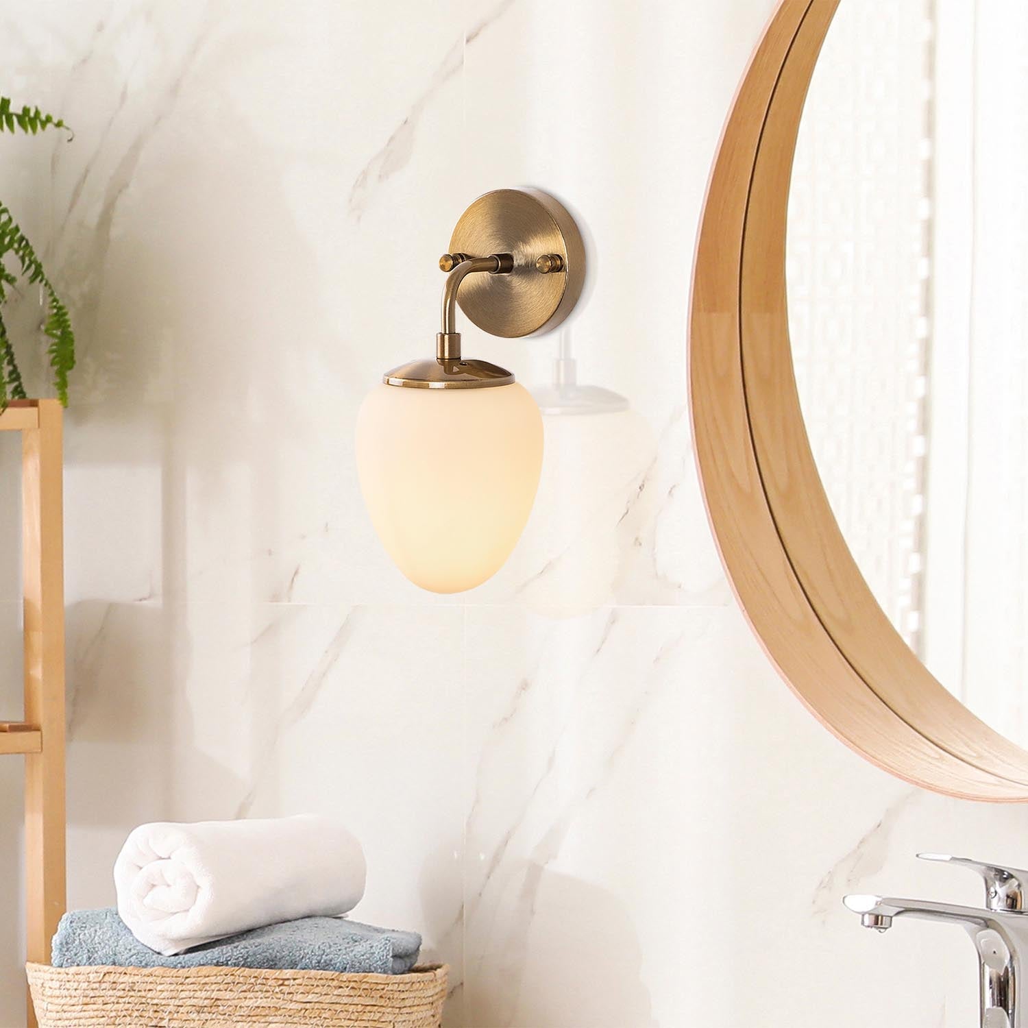 Elegante Ns Wandleuchte von Opviq in Vintage-Design. Perfekte Kombination aus Stil und Funktionalität für jeden Raum.