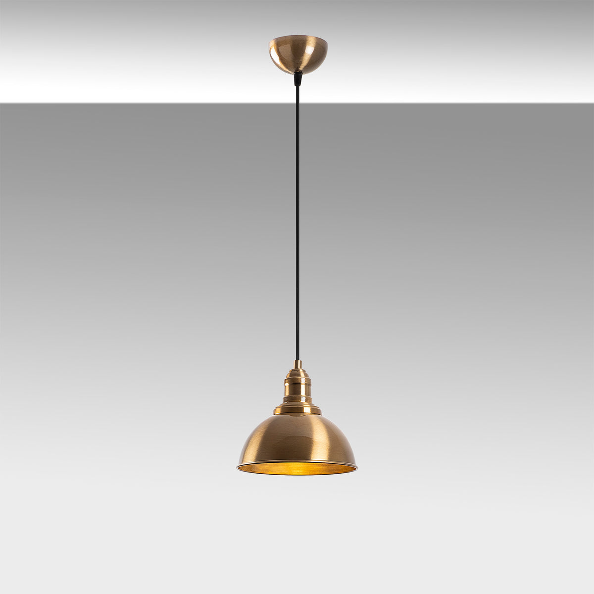 Varzan Pendellampe - Vintage in Vintage präsentiert im Onlineshop von KAQTU Design AG. Pendelleuchte ist von Opviq