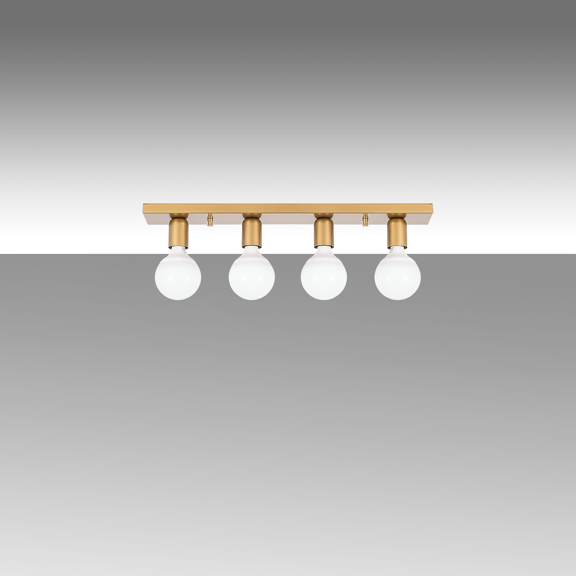 Verleihen Sie Ihrem Zuhause mit der goldenen Mirro Deckenleuchte von Opviq einen Hauch von Luxus und skandinavischem Flair. Ideal für jeden Raum!