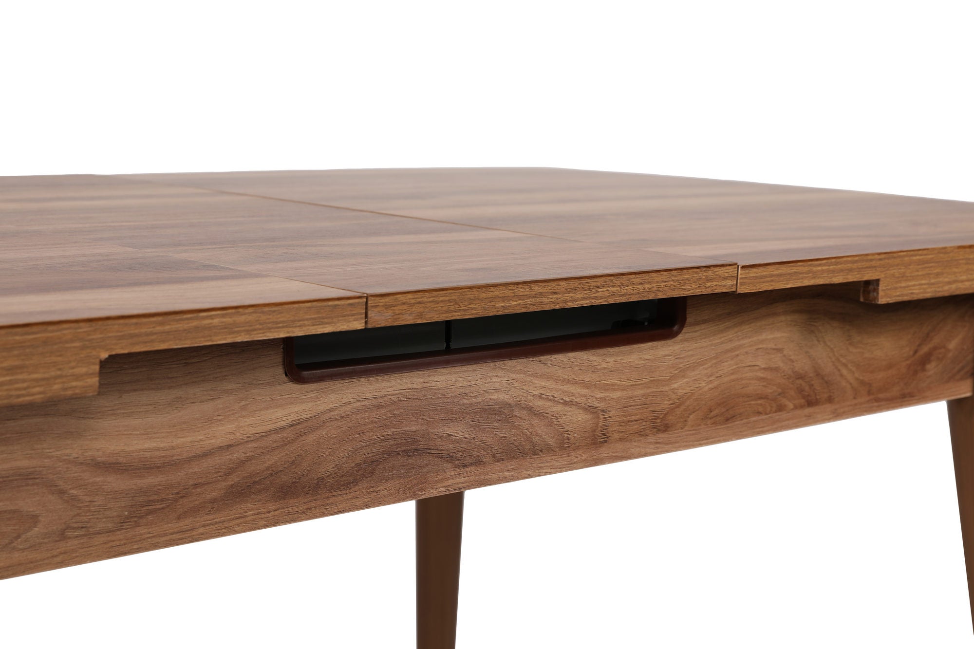 Entdecken Sie den Inci 1141 Esstisch in Walnuss – ein stilvoller, ausziehbarer Tisch, der Ihr Esszimmer mit zeitloser Eleganz und Flexibilität bereichert.