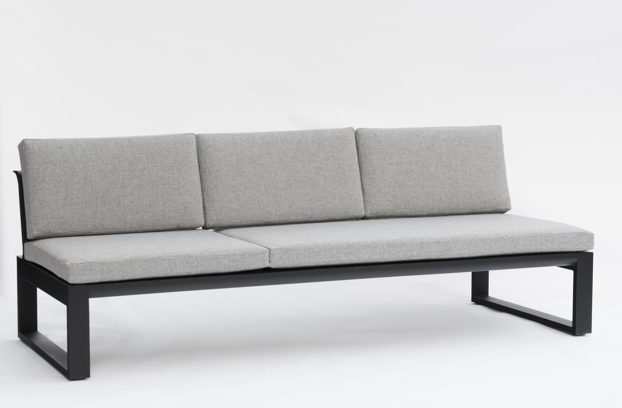 Gartensofa/Sonnenliege Florida in präsentiert im Onlineshop von KAQTU Design AG. Lounge Sofa ist von Be Garden