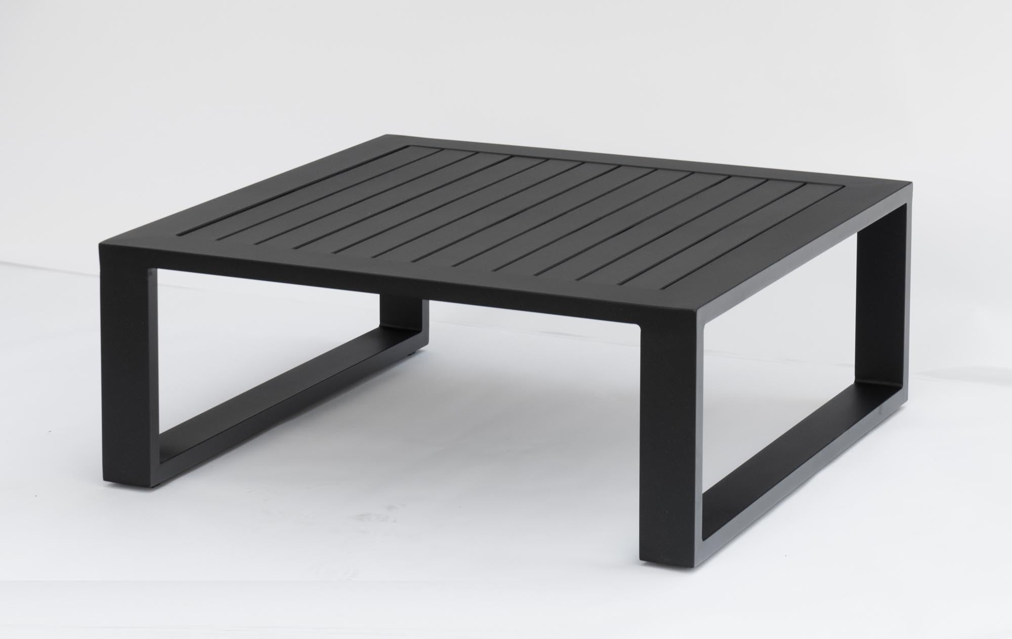 Alu Couchtisch Florida in Aluminium präsentiert im Onlineshop von KAQTU Design AG. Loungetisch ist von Be Garden
