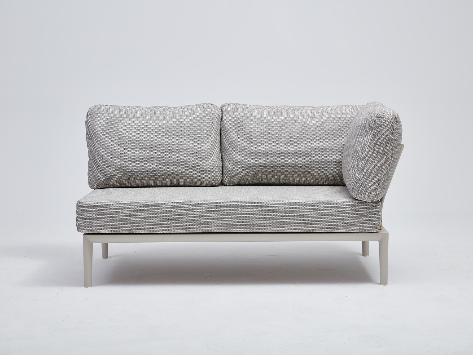 Gartensofa 2-Sitzer mit Ecke Fiore in Beige präsentiert im Onlineshop von KAQTU Design AG. Lounge Sofa ist von Be Garden