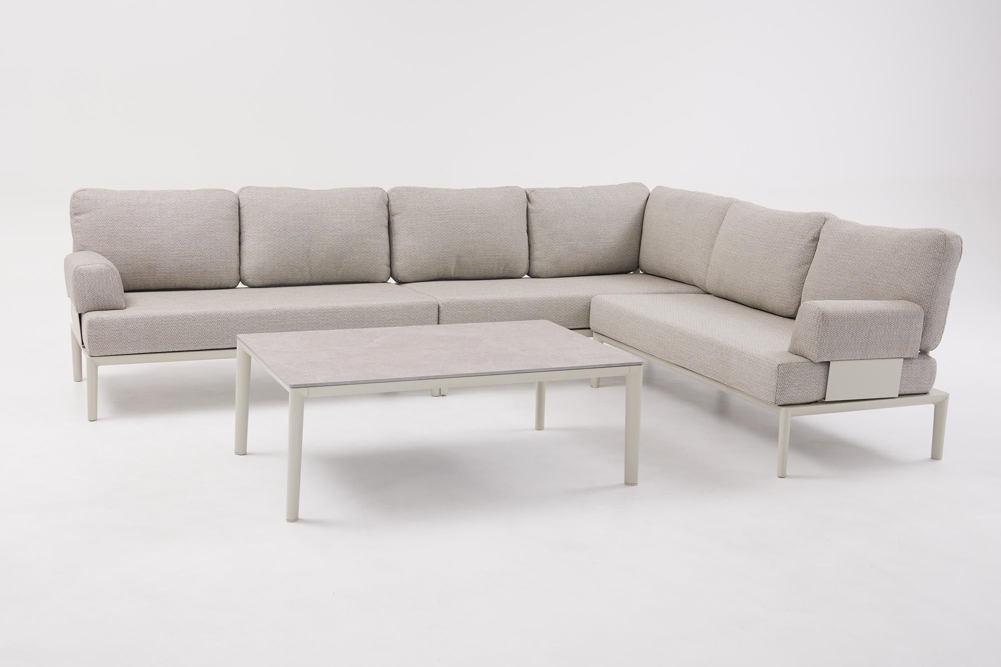 Modernes 2-Sitzer Gartensofa ohne Armlehnen, ideal für entspannte Stunden im Freien, passt perfekt in jeden Garten oder auf die Terrasse.