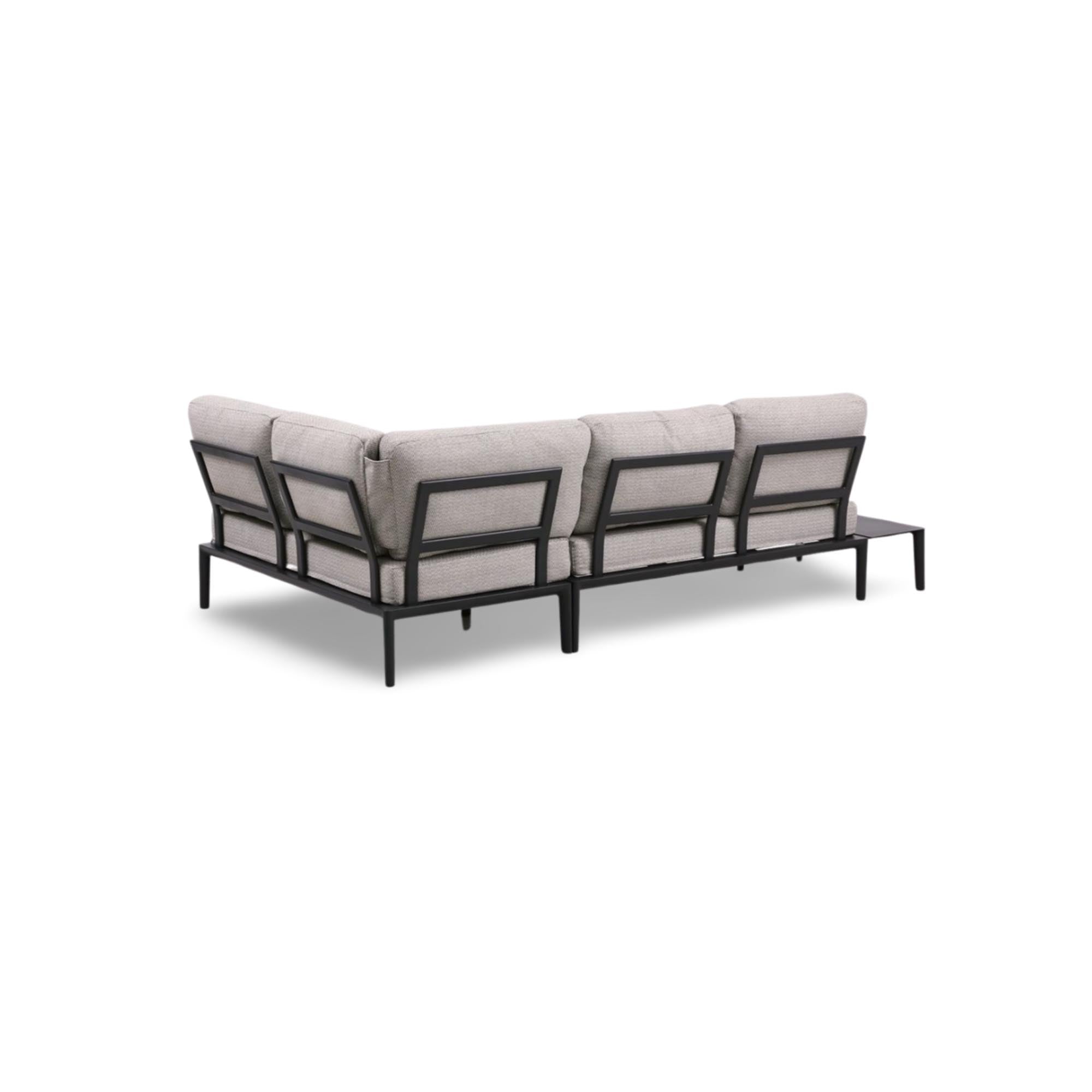 Modulares Garten-Loungeset Fiore 4 Sitzer mit Beistelltisch in Anthrazit präsentiert im Onlineshop von KAQTU Design AG. Loungeset ist von Be Garden