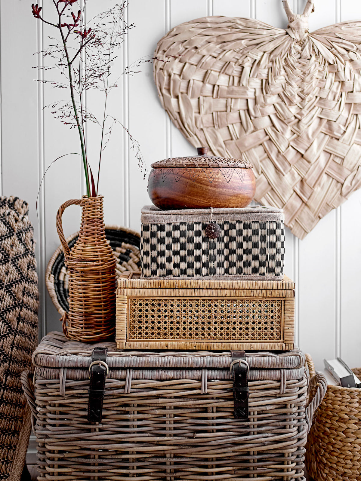 Lally Box w/Lid, Nature, Rattan in Nature präsentiert im Onlineshop von KAQTU Design AG. Aufbewahrungsboxen ist von Bloomingville