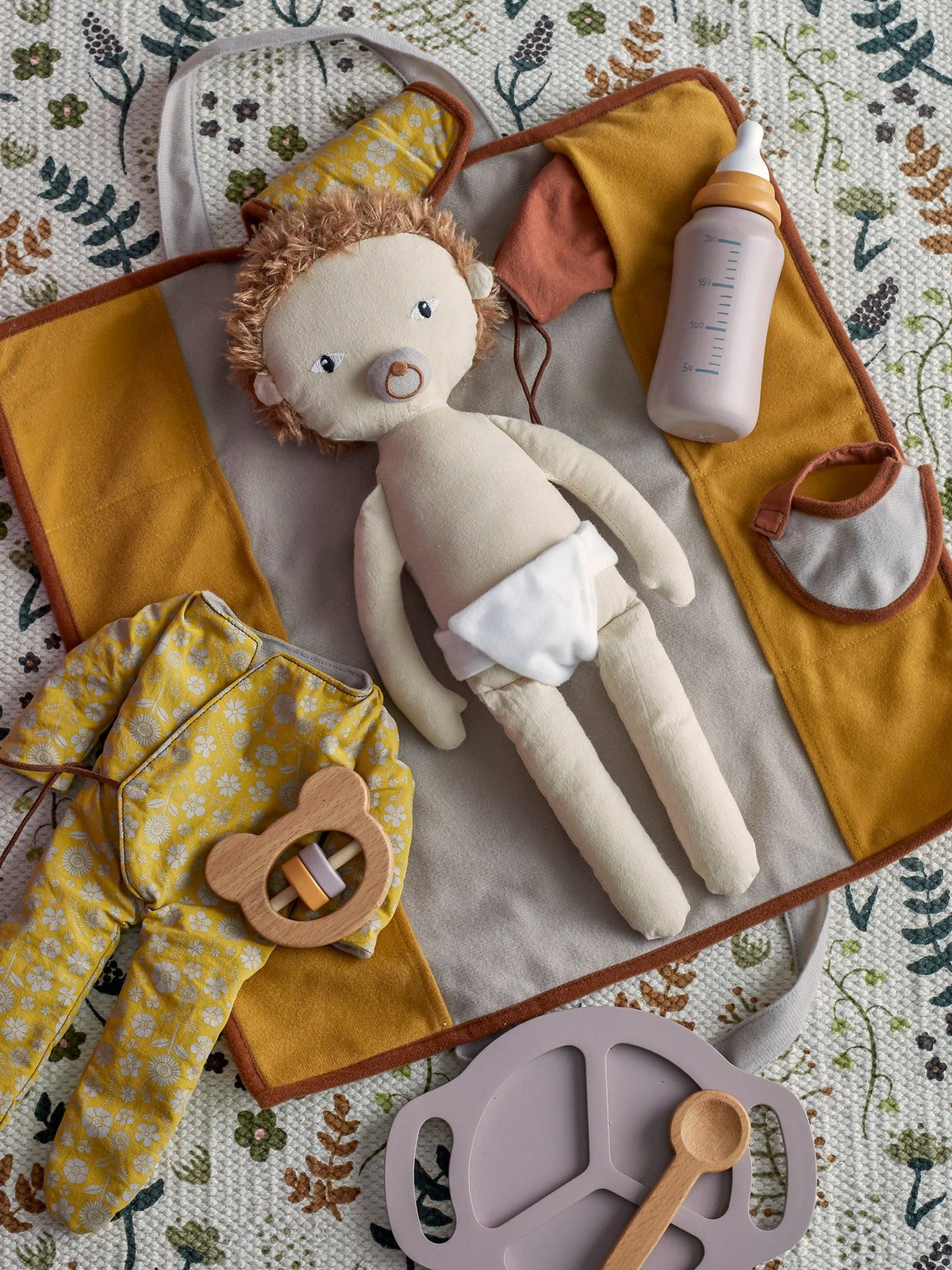 Riina Spielset, Grau, FSC® 100%, Beech in Grey präsentiert im Onlineshop von KAQTU Design AG. Spiele Kids ist von Bloomingville Mini