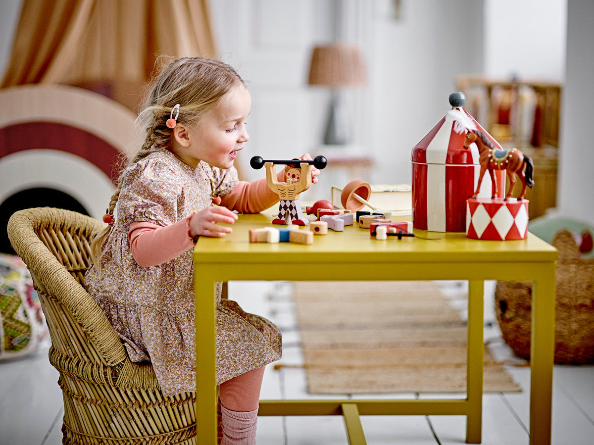 Cimmi Aufbewahrungsbox mit Deckel, Rot, Steingut in Red präsentiert im Onlineshop von KAQTU Design AG. Aufbewahrungsboxen ist von Bloomingville Mini