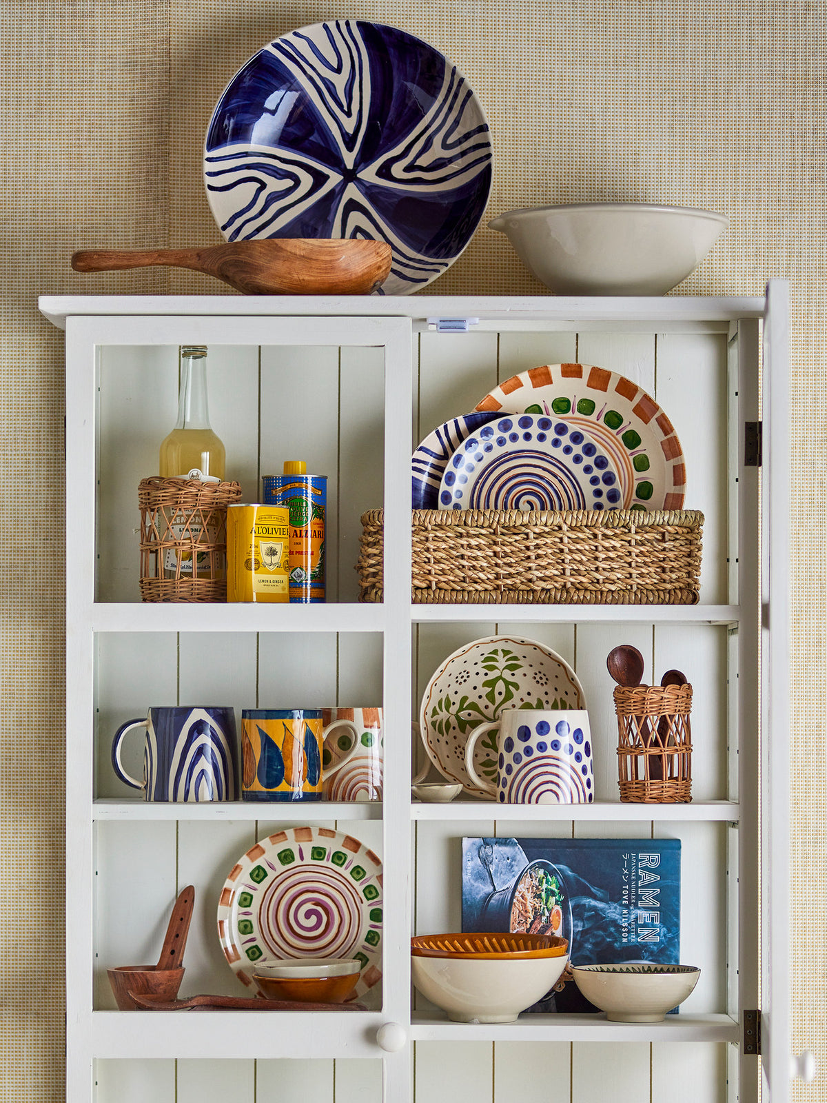 Heikki Schale, Natur, Steingut in Nature präsentiert im Onlineshop von KAQTU Design AG. Schale ist von Bloomingville