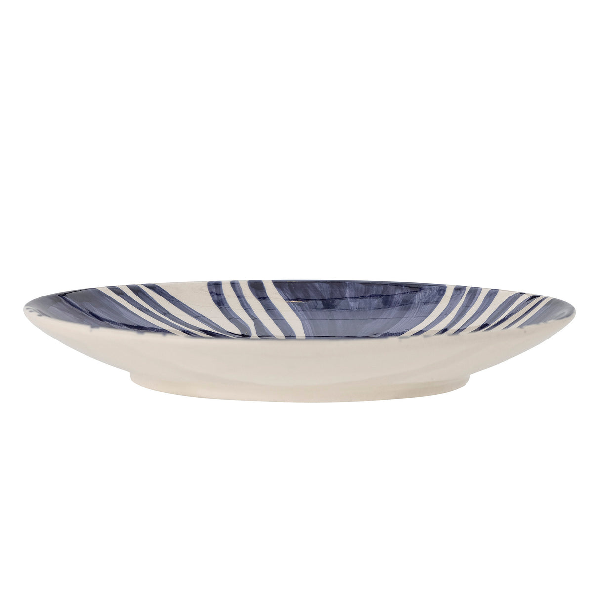 Shama Teller, Blue, Steingut in Blue präsentiert im Onlineshop von KAQTU Design AG. Teller ist von Bloomingville