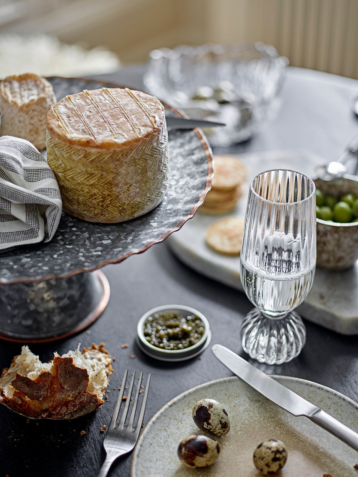 Taurin Champagnerglas, Klar, Glas in Klar präsentiert im Onlineshop von KAQTU Design AG. Champagner Flutes ist von Bloomingville