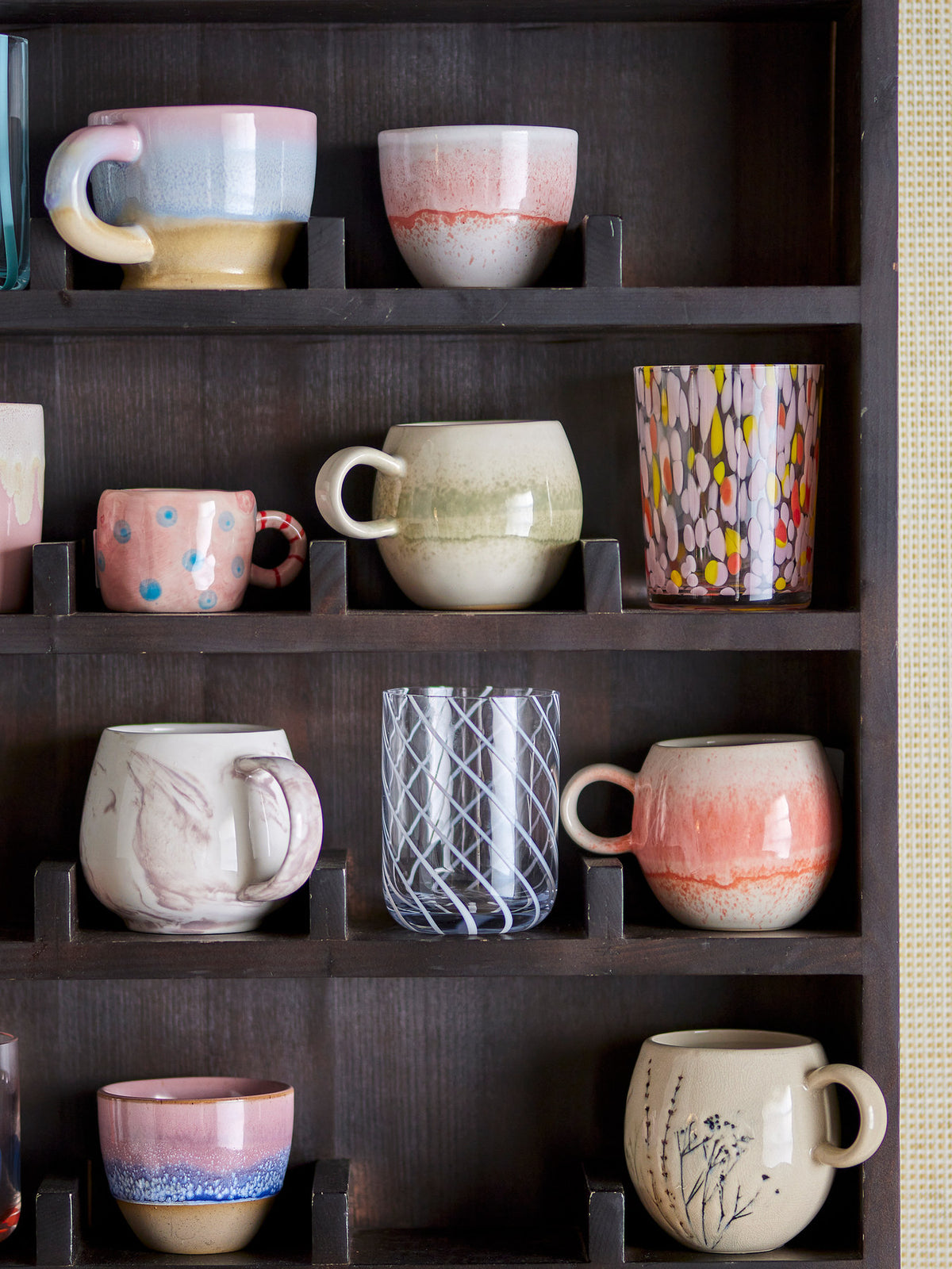Paula Tasse, Multipack, Grün, Steingut in Green präsentiert im Onlineshop von KAQTU Design AG. Tasse ist von Bloomingville