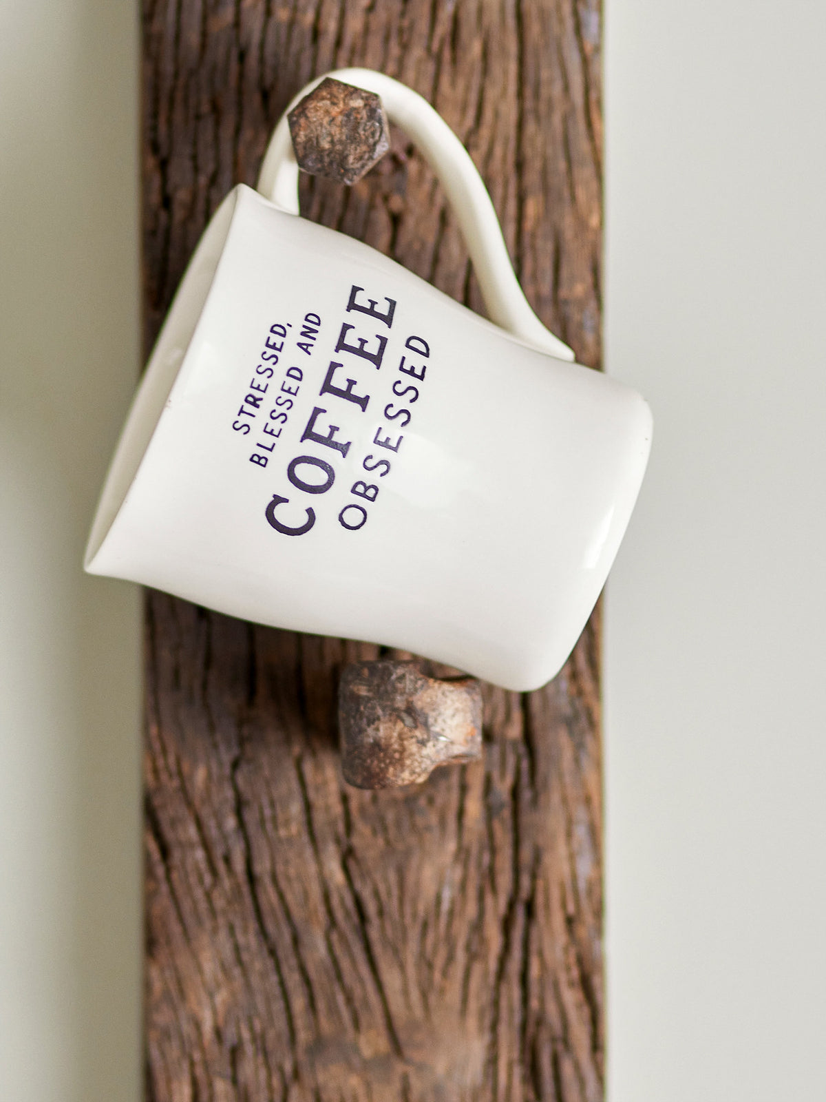 Wendy Tasse, Weiss, Steingut in Weiss präsentiert im Onlineshop von KAQTU Design AG. Tasse ist von Creative Collection