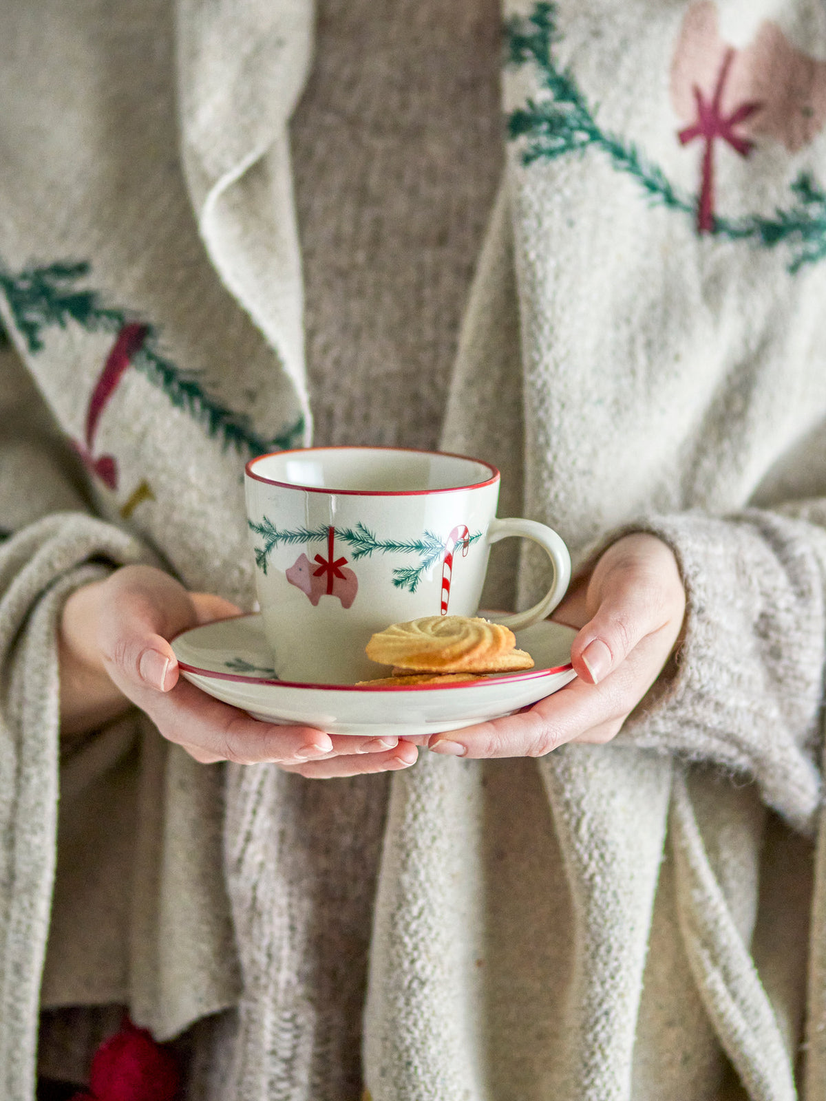 Yule Becher, Natur, Steingut in Natur präsentiert im Onlineshop von KAQTU Design AG. Tasse ist von Bloomingville