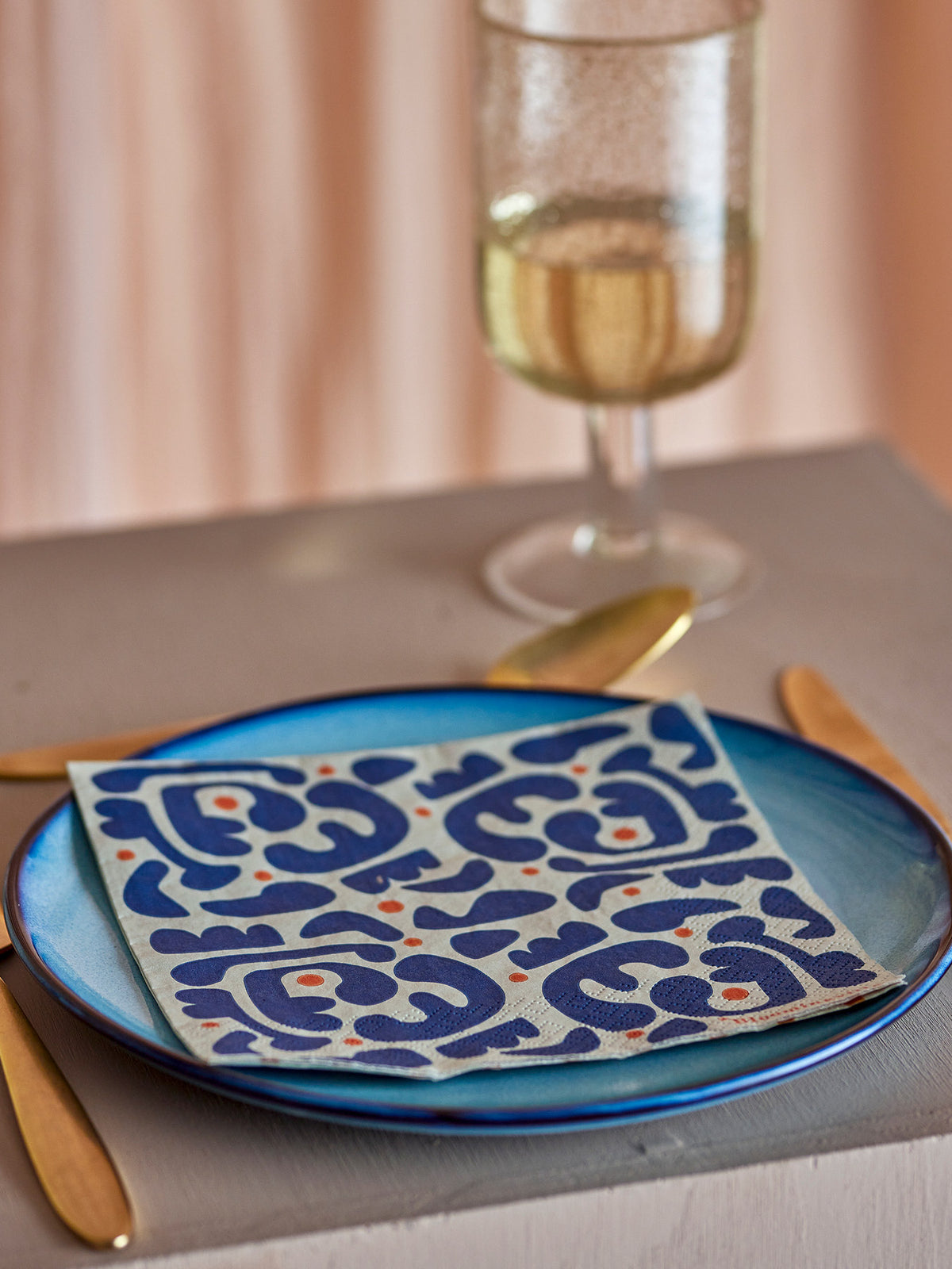 Eviaya Serviette, Blau, FSC® Mix, Papier in Blau präsentiert im Onlineshop von KAQTU Design AG. Servietten ist von Bloomingville