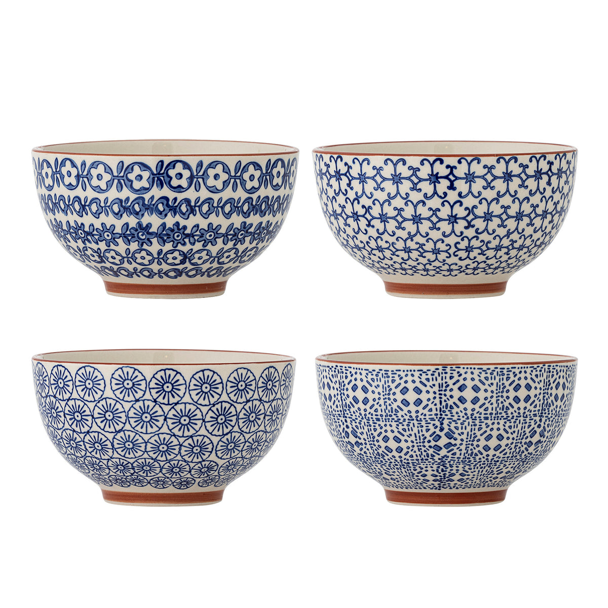 Karine Schale, Blau, Steingut in Blue präsentiert im Onlineshop von KAQTU Design AG. Schale ist von Bloomingville