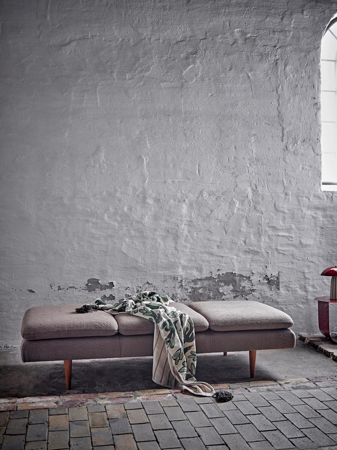 Birdliva Decke, Bunt, Recycelte Baumwolle in Multi präsentiert im Onlineshop von KAQTU Design AG. Bettüberwurf ist von Bloomingville