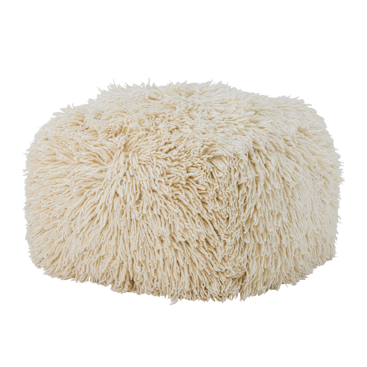 Weisser Lomba Pouf von Bloomingville aus Wolle und Baumwolle mit dichtem Fransenbesatz, runder Form und Beinen in Natur, strukturierte Oberfläche.