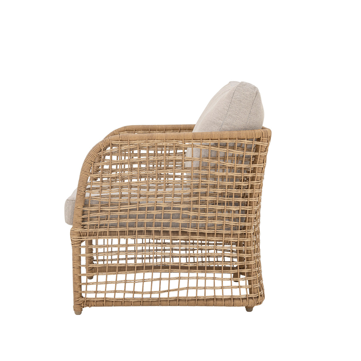Penzano Loungesessel, Natur, Polyrattan in Natur präsentiert im Onlineshop von KAQTU Design AG. Outdoor-Sessel mit Armlehnen ist von Bloomingville