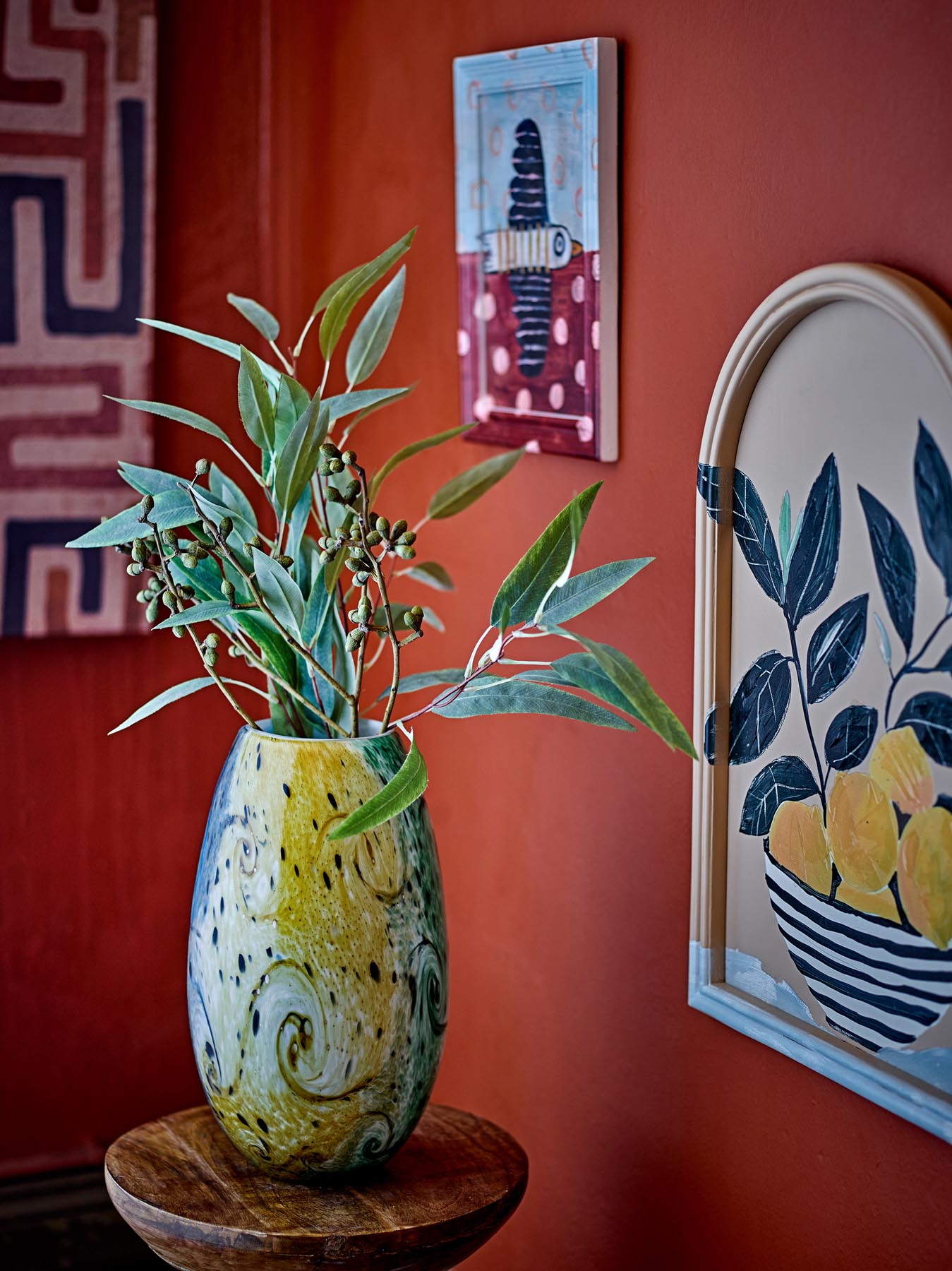 Entdecken Sie die stilvolle Limone Illustration mit Rahmen in Gelb von Creative Collection. Ein elegantes Wandbild, das Frische und Farbe in Ihr Zuhause bringt.