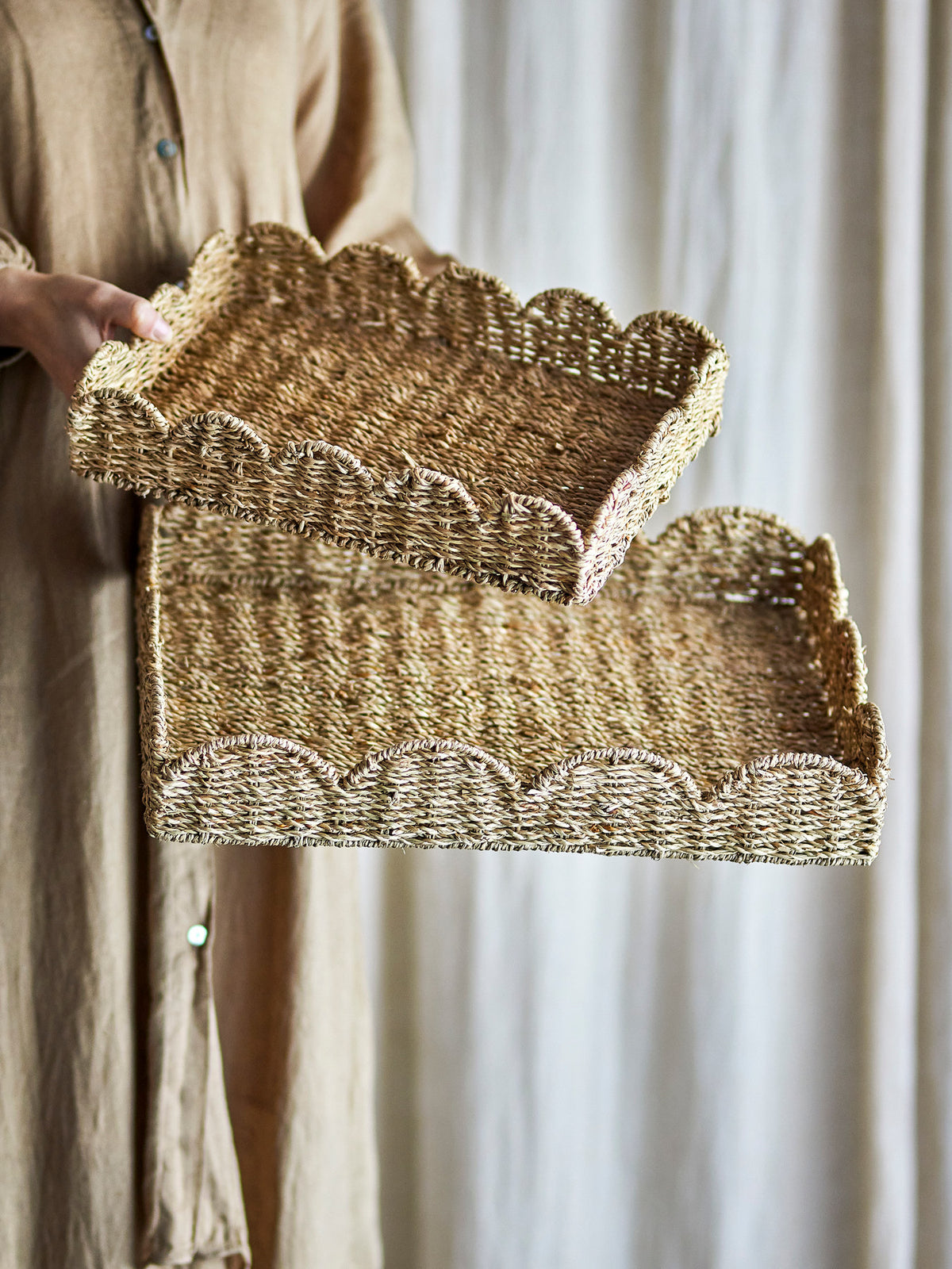 Brea Serviertablett, Natur, Seegras in Nature präsentiert im Onlineshop von KAQTU Design AG. Käsezubehör ist von Bloomingville