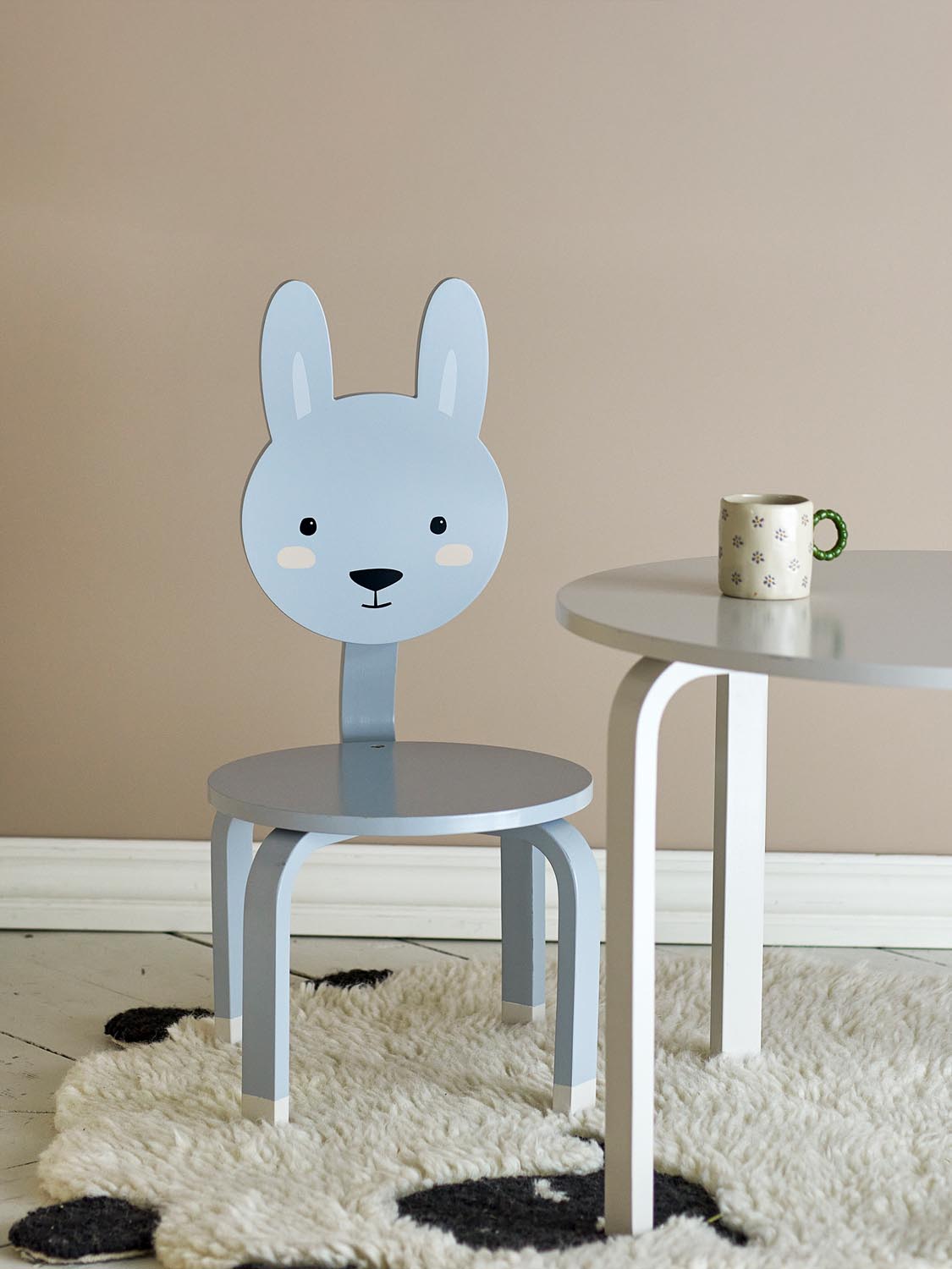 Marle Stuhl, Grau, FSC®100%, MDF in Grey präsentiert im Onlineshop von KAQTU Design AG. Stuhl ist von Bloomingville Mini