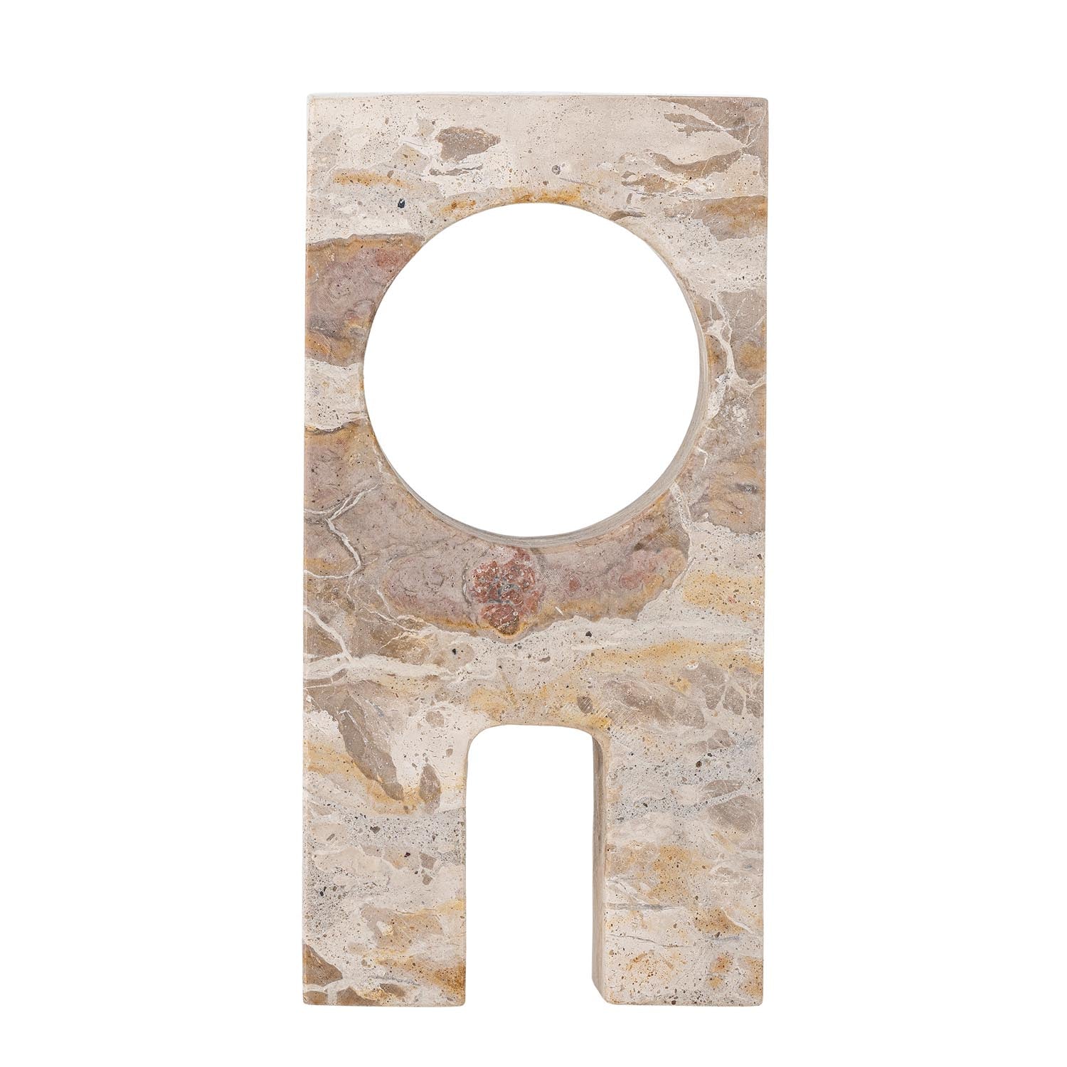 Entdecken Sie die Aoxi Deko von Bloomingville – ein einzigartiges Marmor-Kunstwerk, das Ihrem Zuhause stilvolle Eleganz und Individualität verleiht.